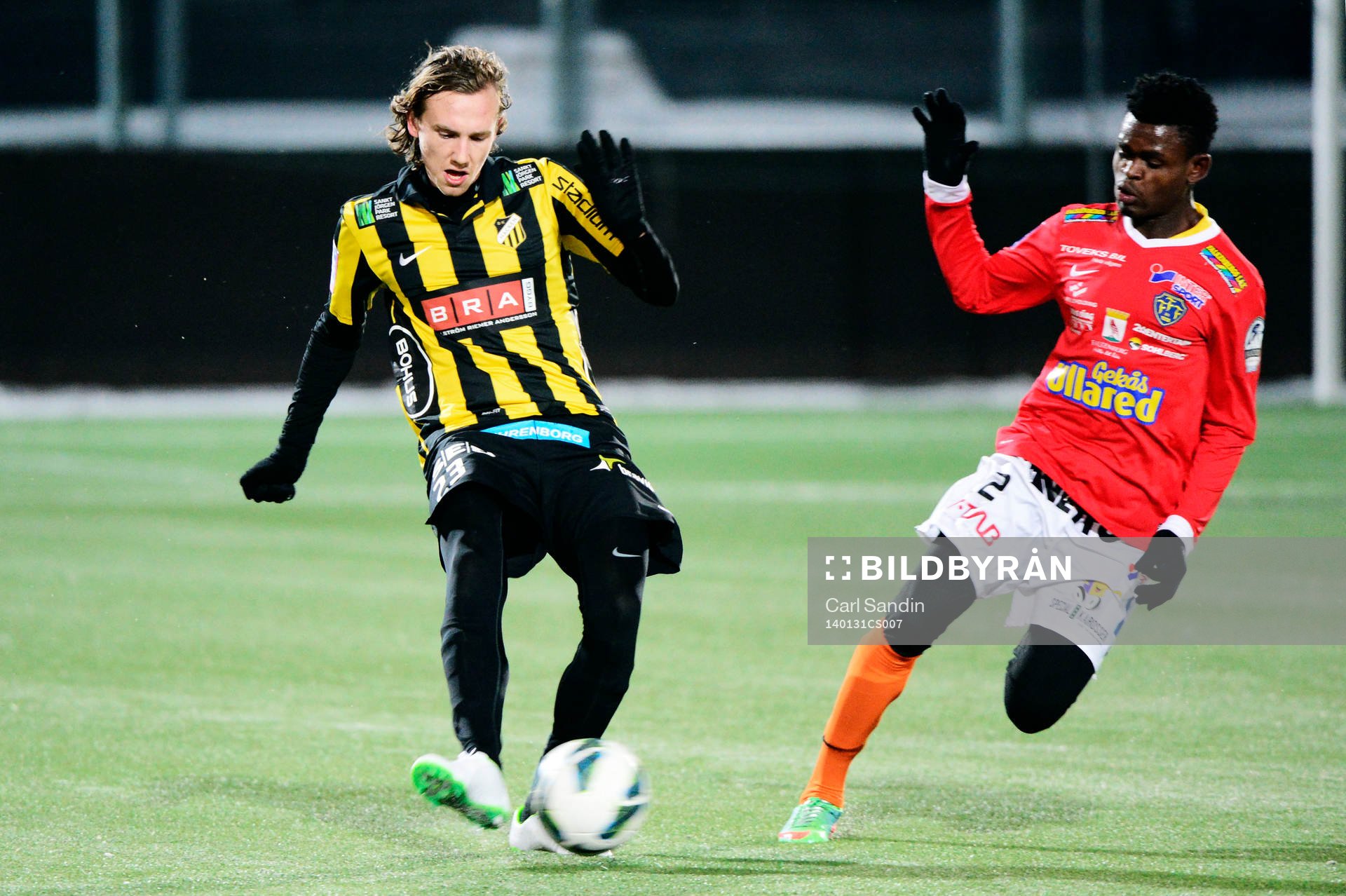 Häckens Simon Sandberg och Falkenbergs Godsway Donyoh