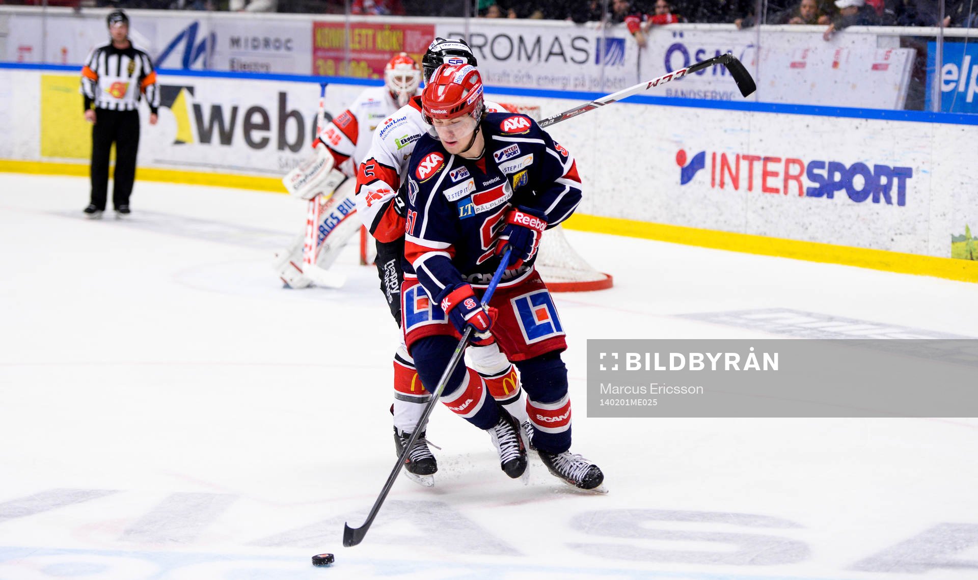Södertäljes Jesper Frödén med Karlskogas Mikael Kurki