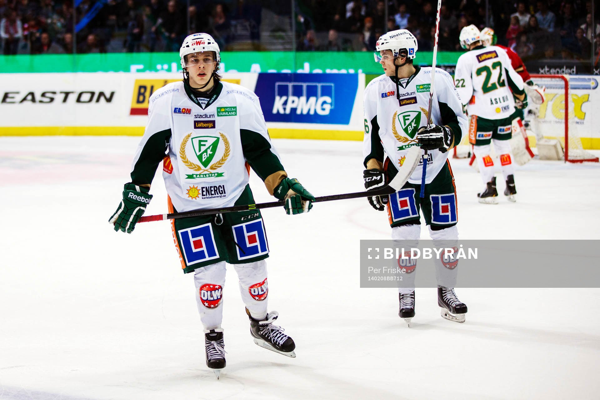 Färjestads Ludwig Byström och Joakim Nygård på väg