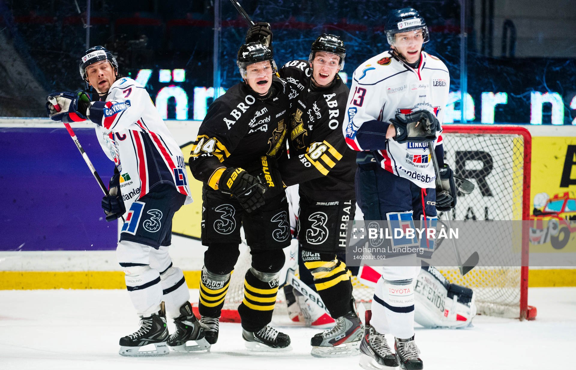 s Patric Blomdahl  och Dennis Nordström jublar