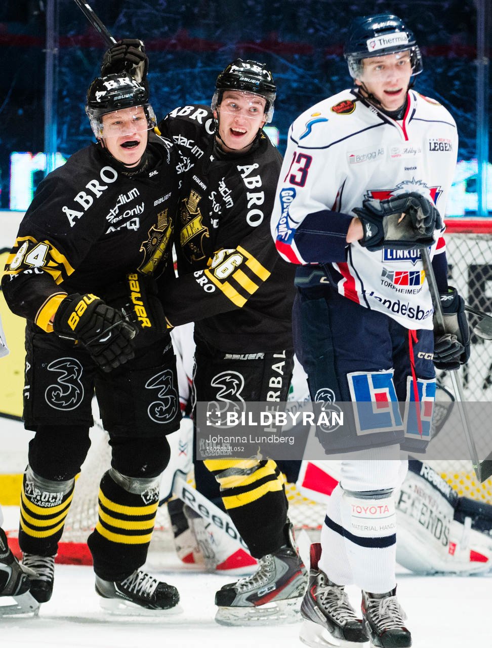 s Patric Blomdahl  och Dennis Nordström jublar