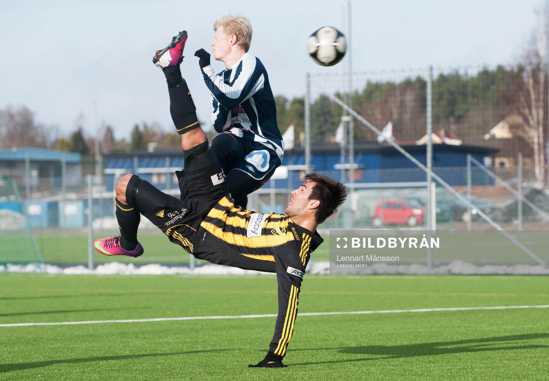 Cykelspark i träningsmatchen i fotboll mellan IFK