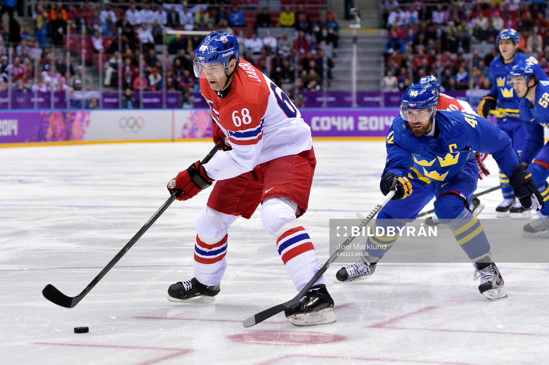 Tjeckiens Jaromir Jagr och Sveriges Henrik Zetterberg i