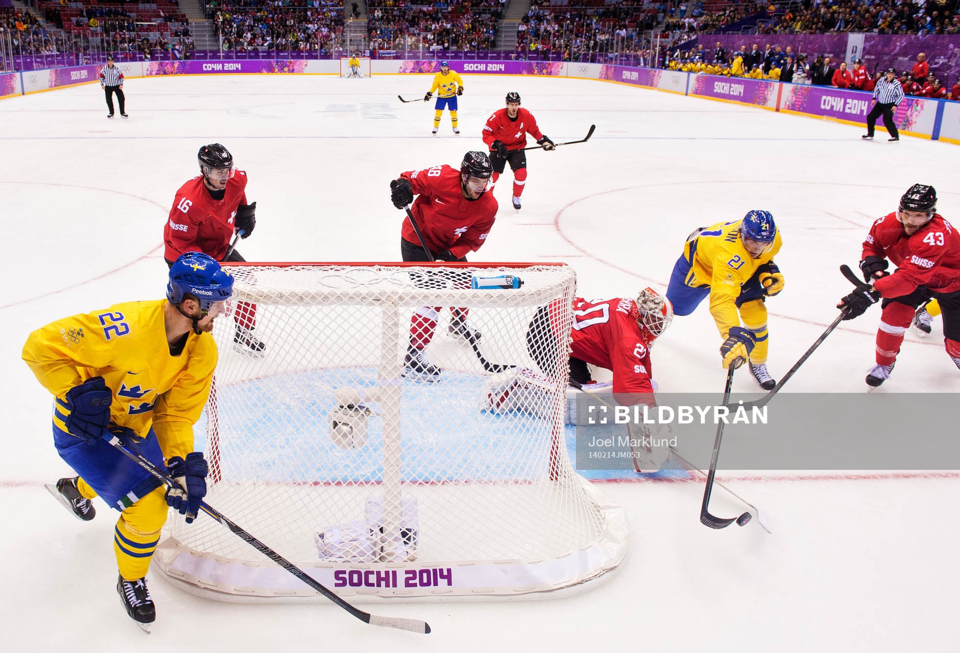 Sveriges Daniel Sedin och Loui Eriksson oroar framför