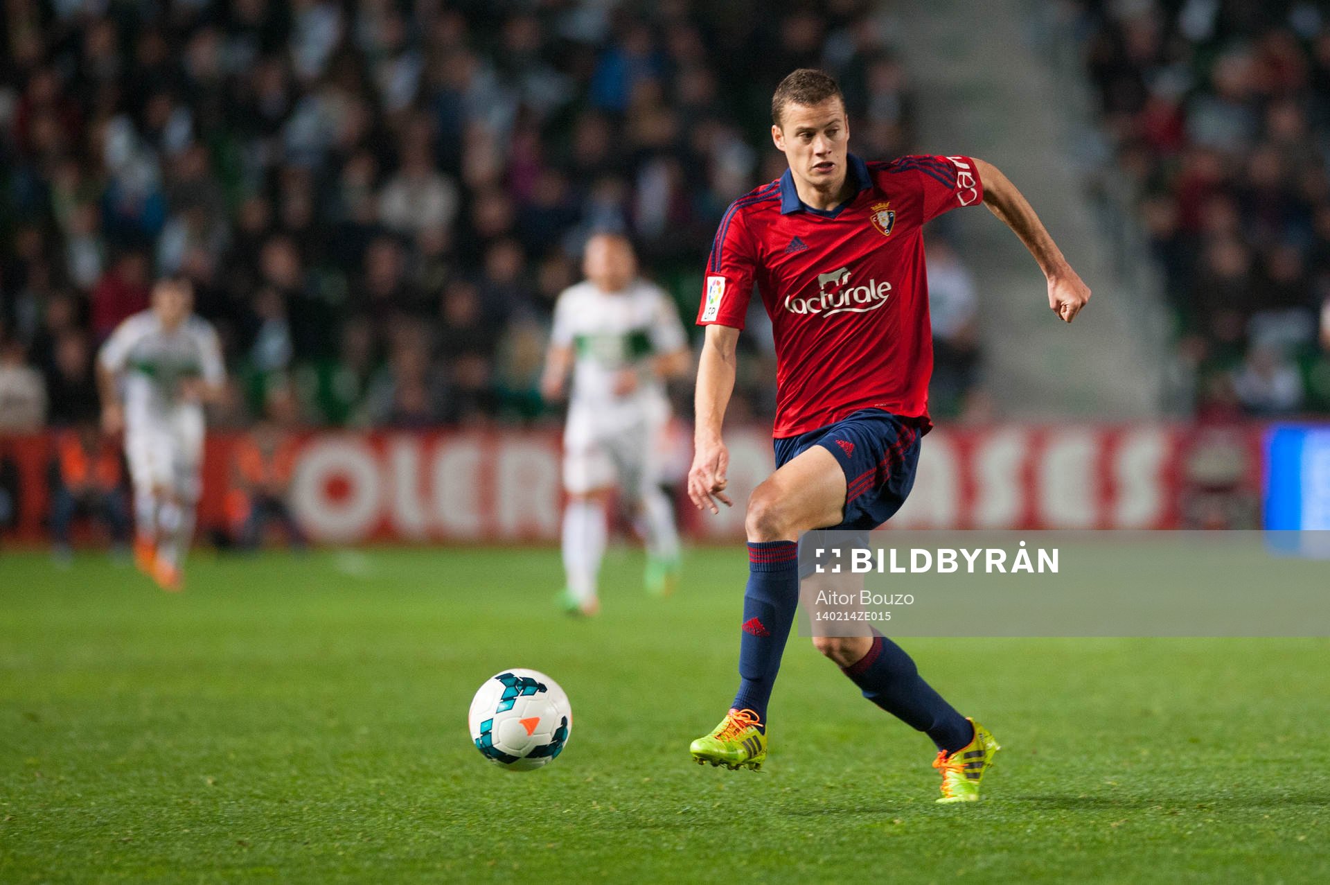 ELCHE, ESPANA - 14 DE FEBRERO: Oriol Riera durante el