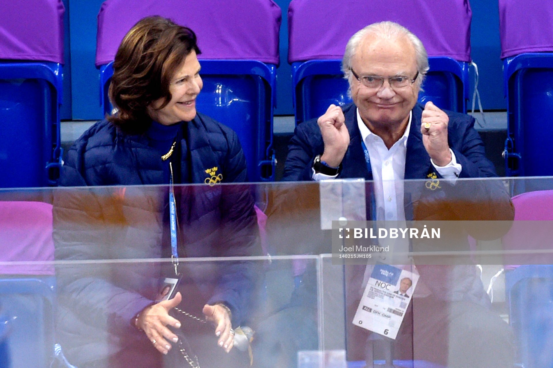 Drottning Silvia och Kung Carl Gustaf på läktaren