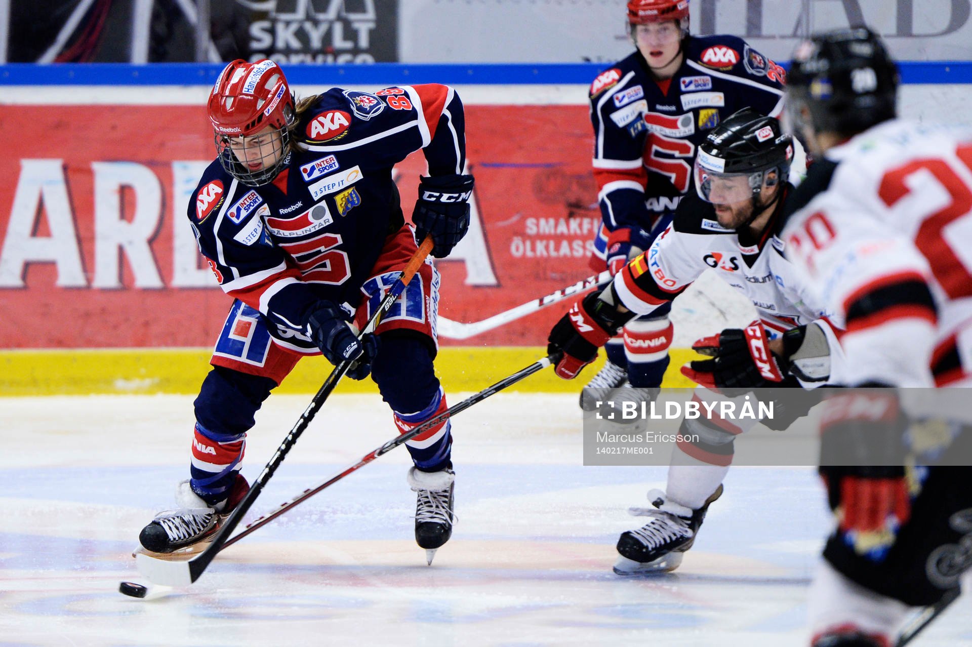 Södertäljes William Altelius Nylander och Malmö Redhawks
