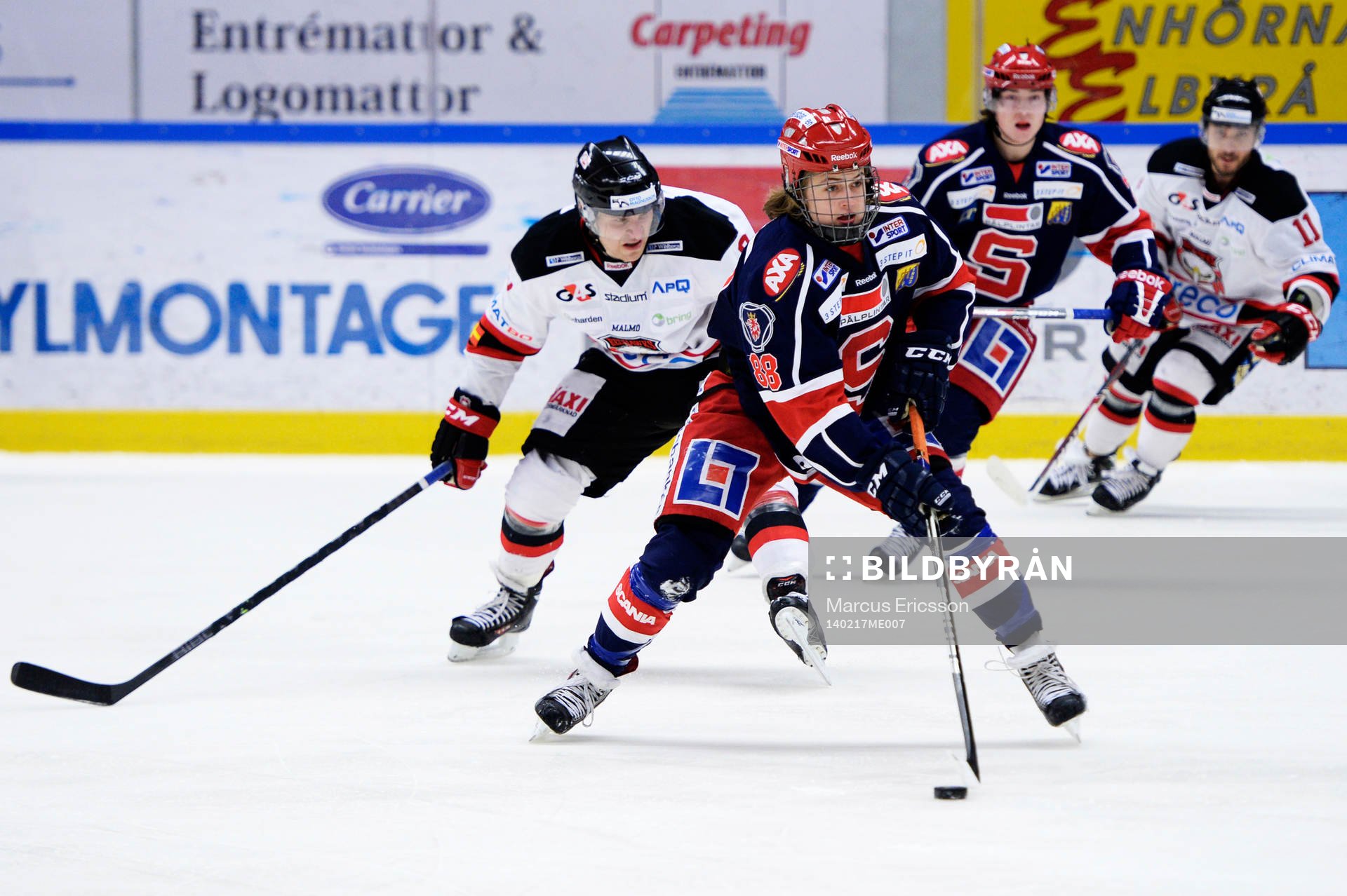 Malmö Redhawks Fredrik Storm och  Södertäljes William