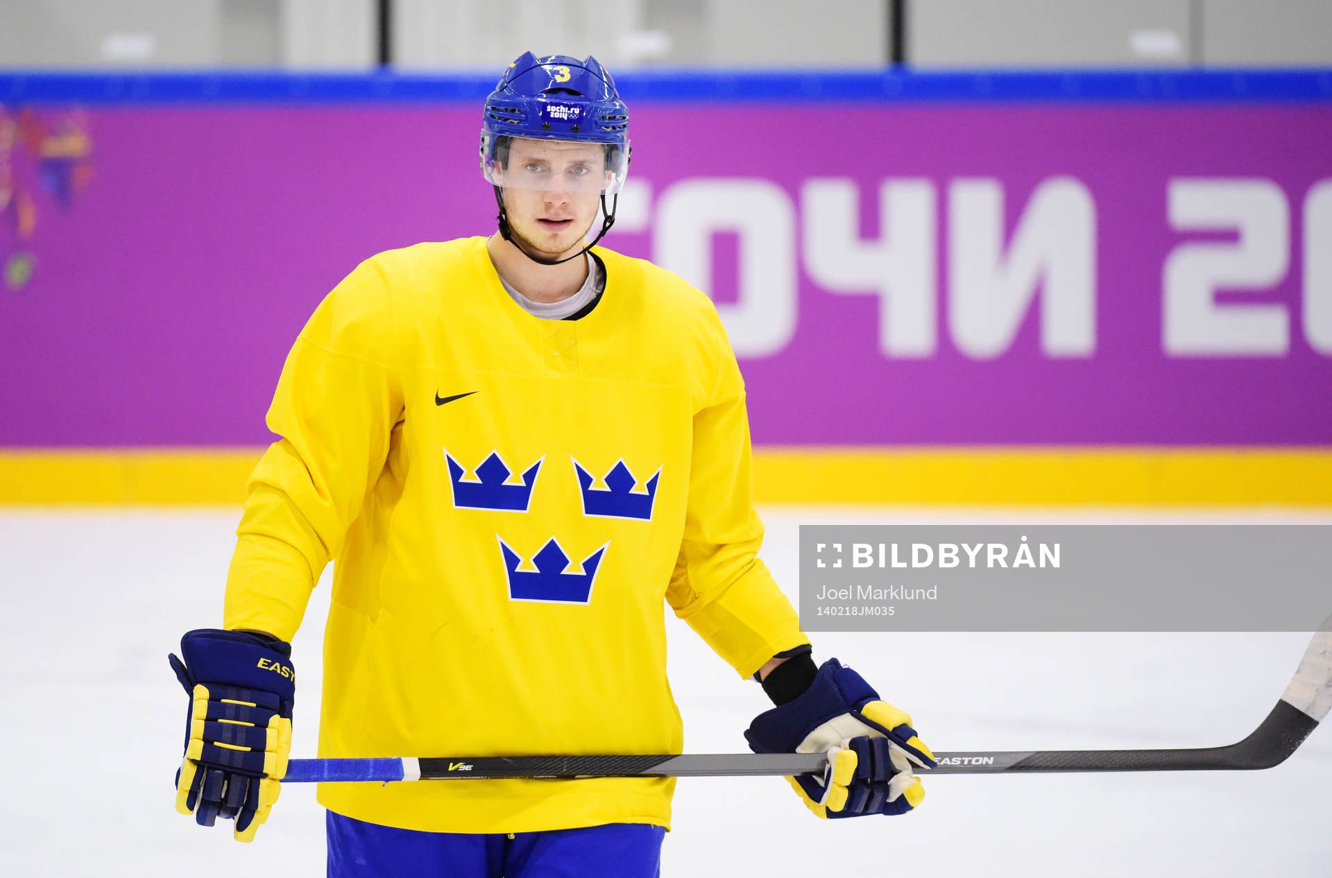 Oliver Ekman-Larsson på Sveriges ishockeylandslags träning