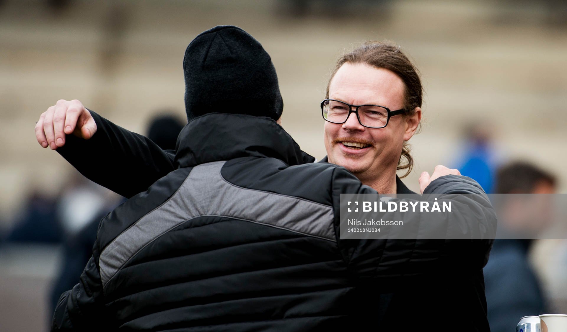 Andreas Yngvesson kramar Olof Persson