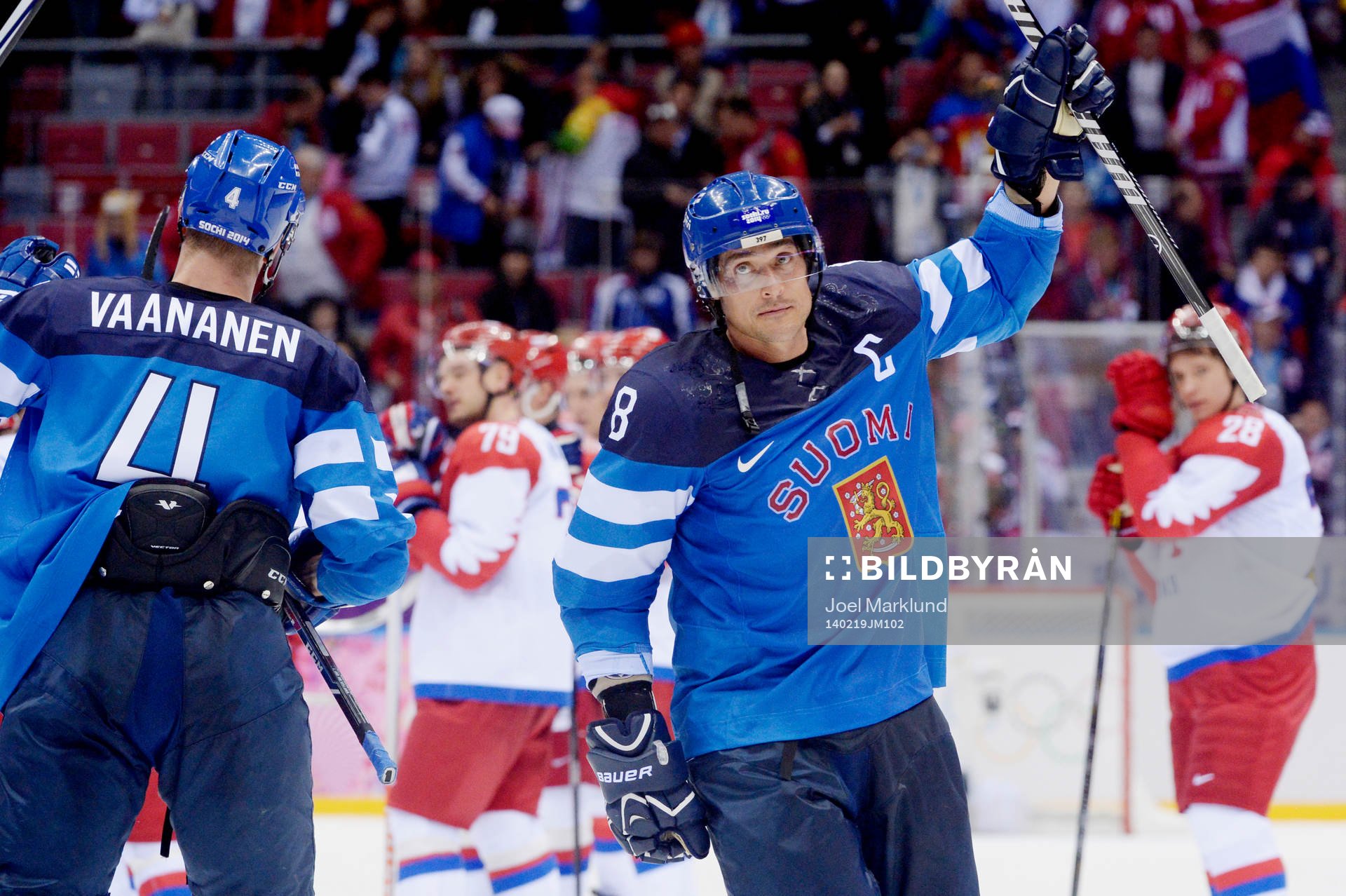 Finlands Teemu Selänne jublar