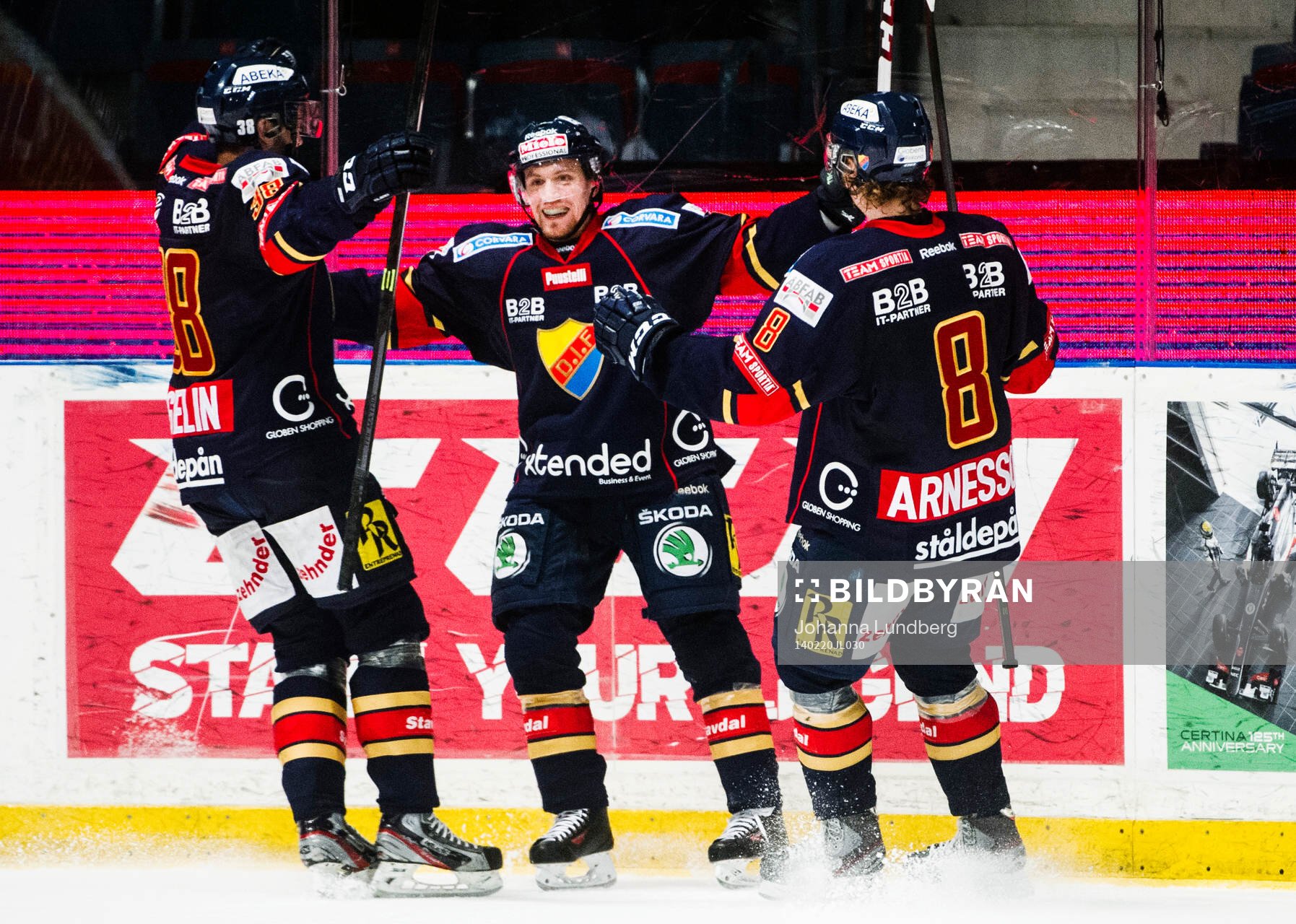 Djurgårdens Jens Jakobs (mitten) jublar