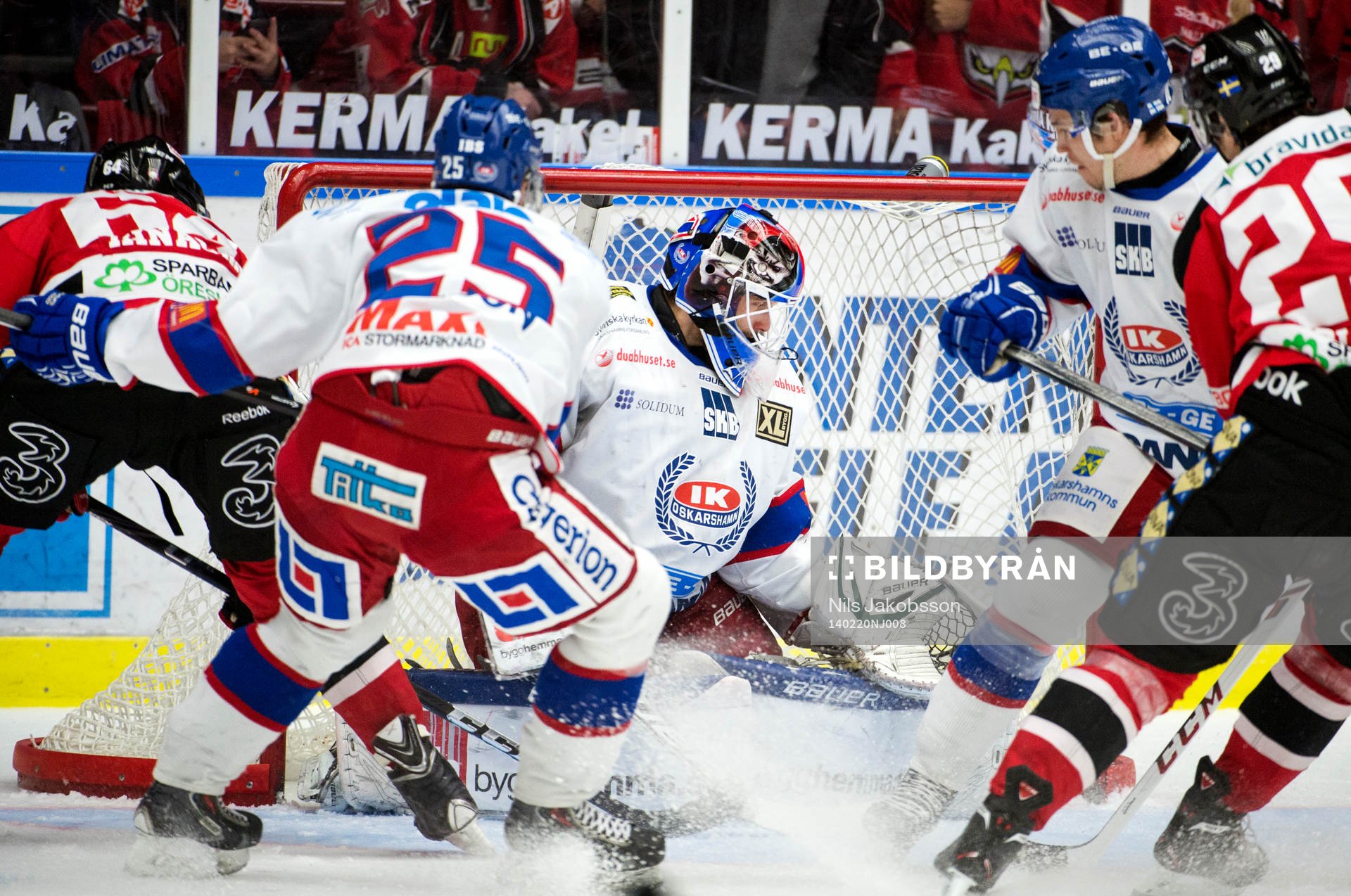 Malmö Redhawks Brian Ihnacak slår in 1-0 bakom
