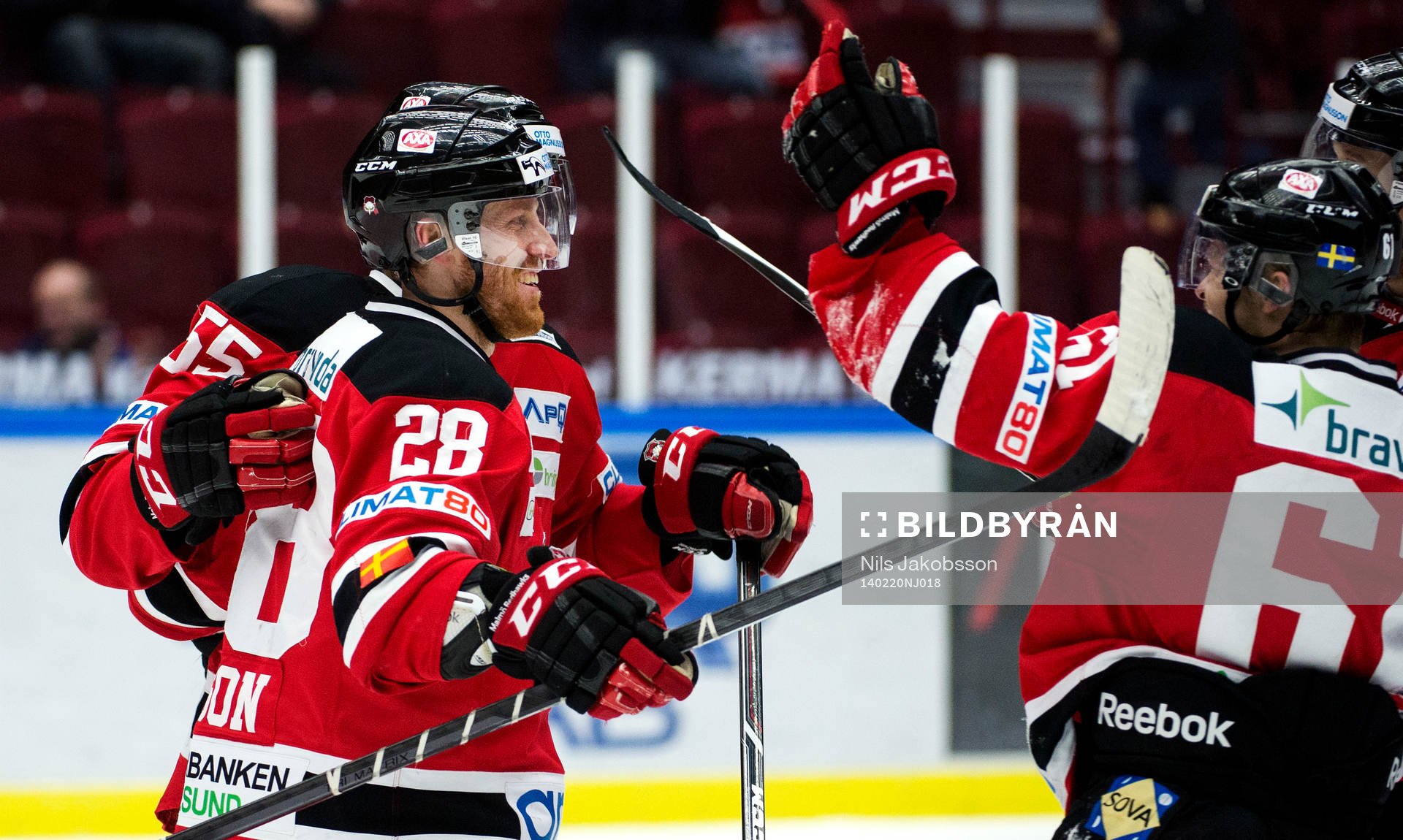 Malmö Redhawks Jens Olsson jublar