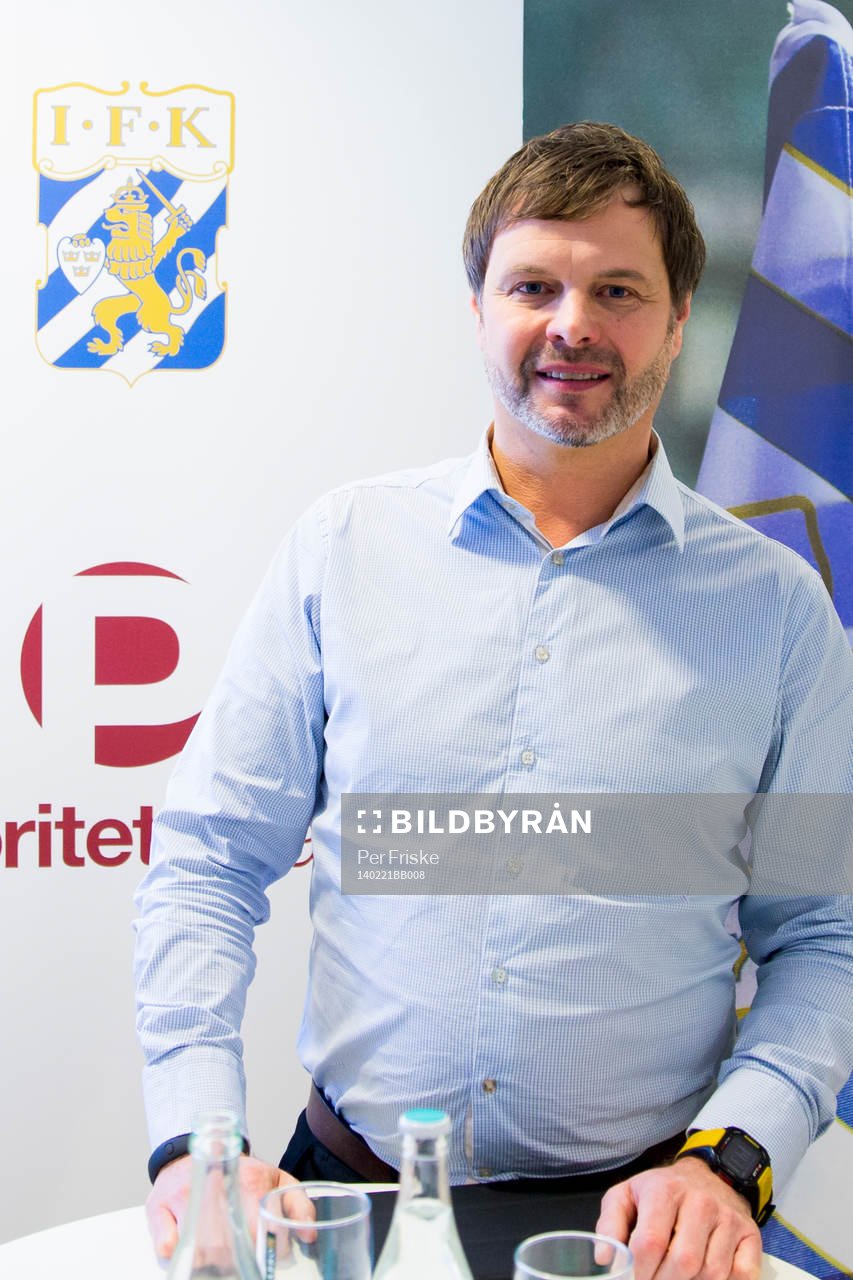 Karl Jartun presenteras som kandidat till ny ordförande i IFK Göteborg under en presskonferens den 21 februari 2014 i Göteborg .
