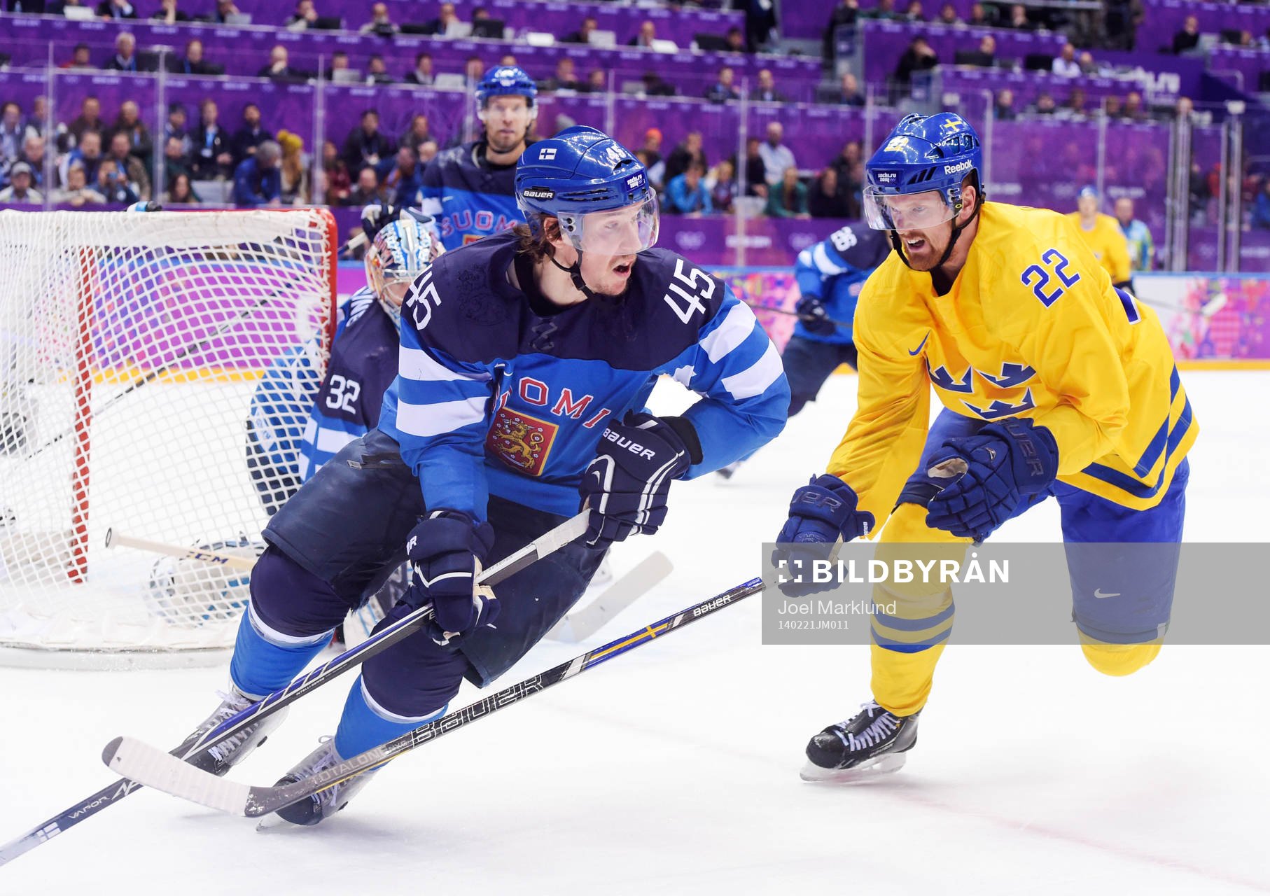 Finlands Sami Vatanen och Sveriges Daniel Sedin