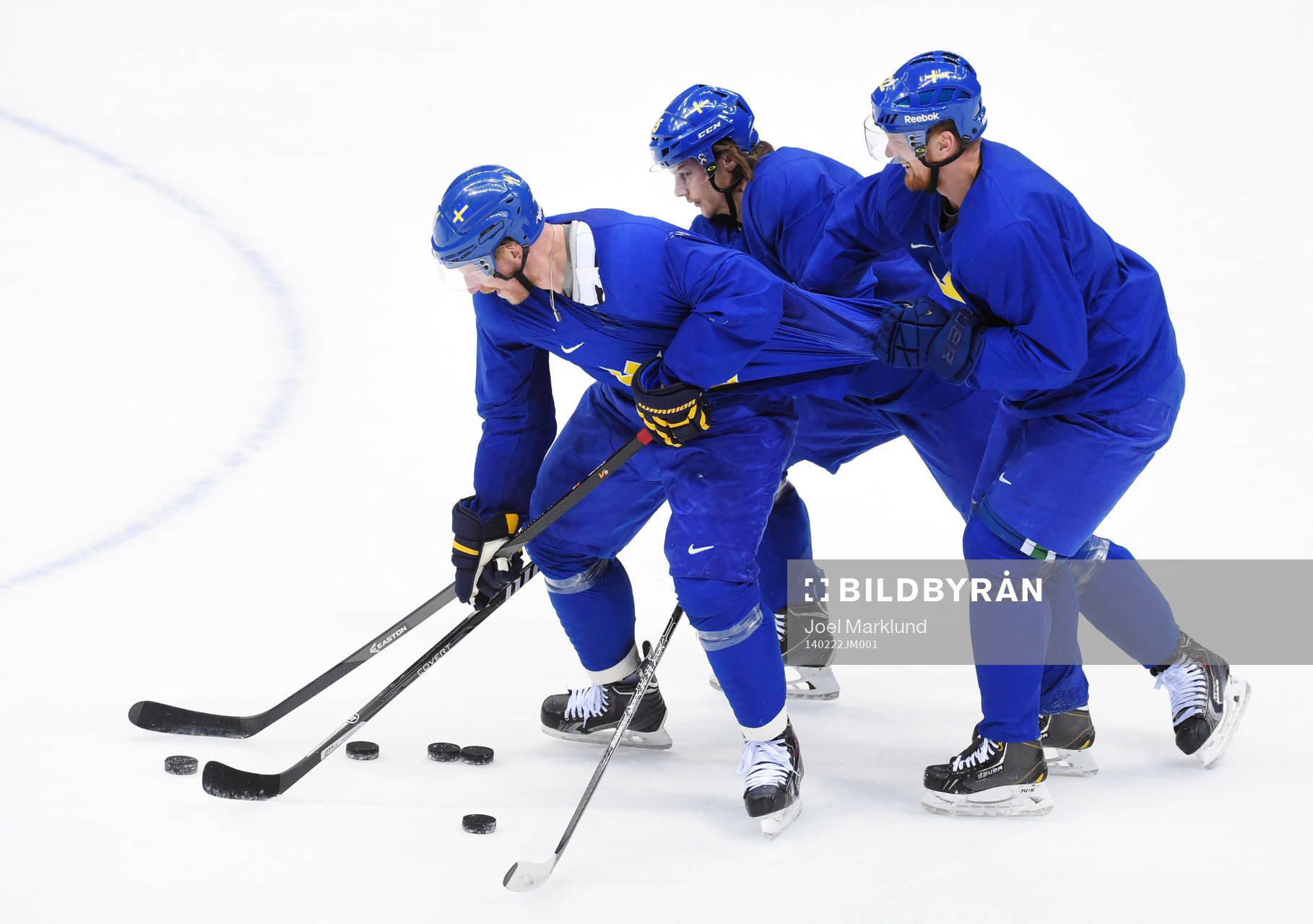 Daniel Alfredsson, Erik Karlsson och Daniel Sedin skojar