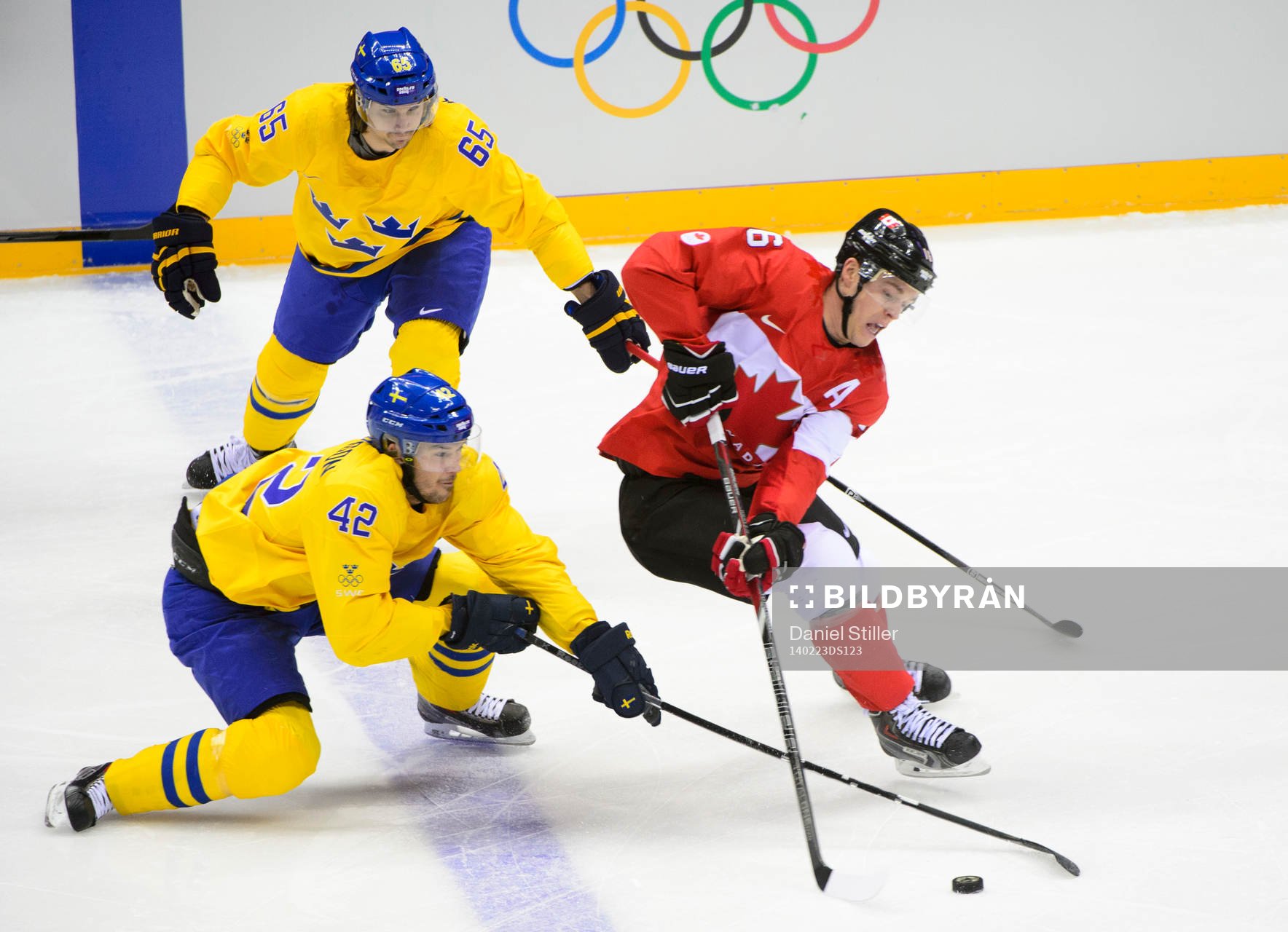 Sveriges Jimmie Ericsson och Erik Karlsson försöker få