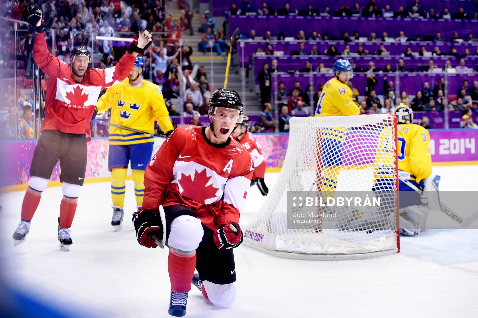 Kanadas Jonathan Toews jublar