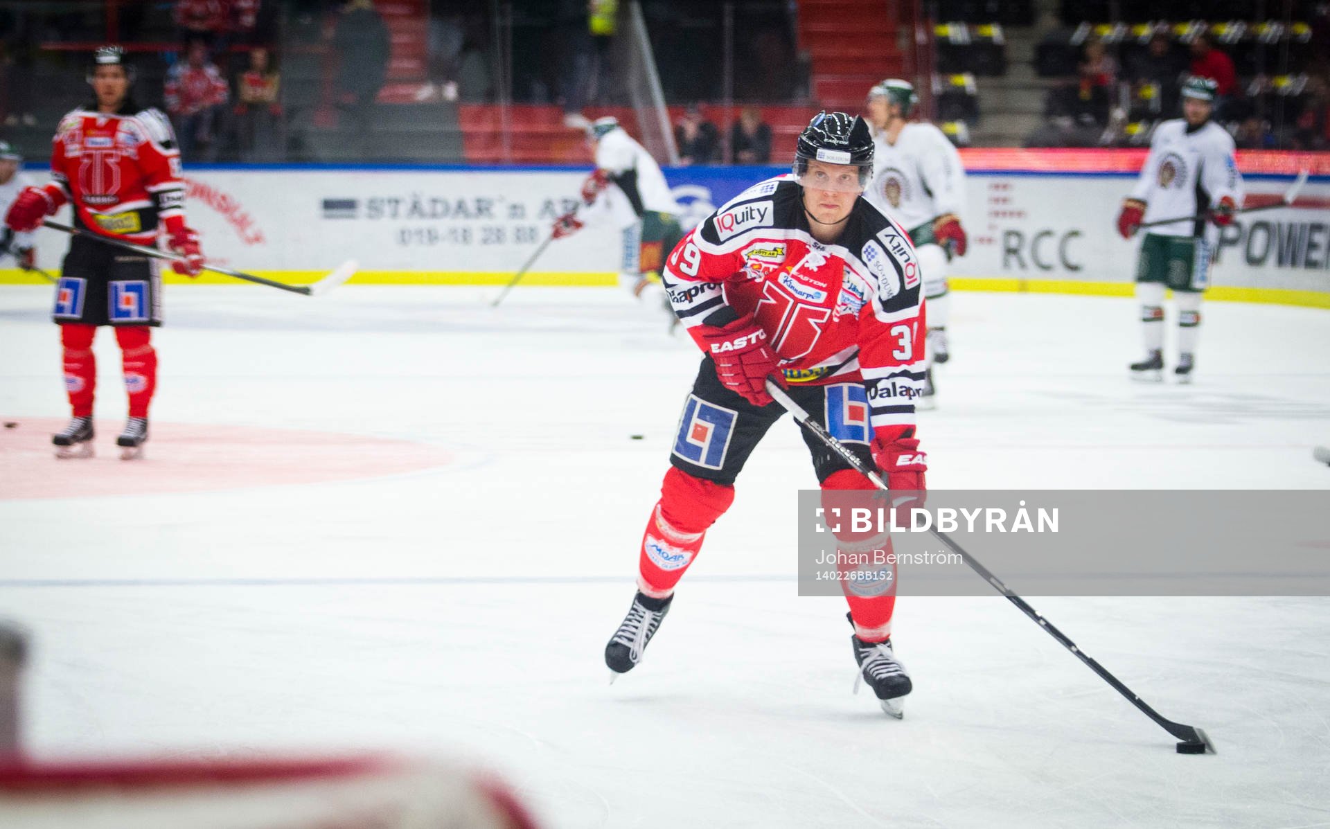 Örebros Ville Viitaluoma i SHL mellan Örebro och Frölunda