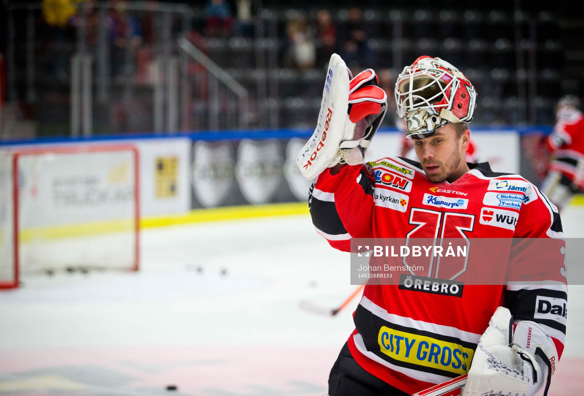 Örebros målvakt Tim Sandberg i SHL mellan Örebro och