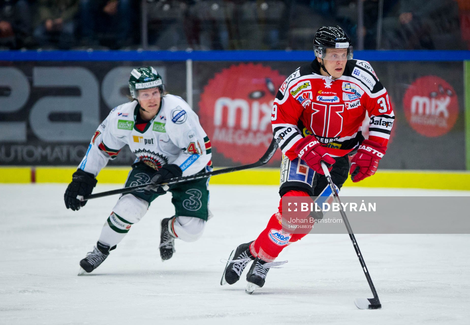 Örebros Ville Viitaluoma gjorde hattrick i sin första