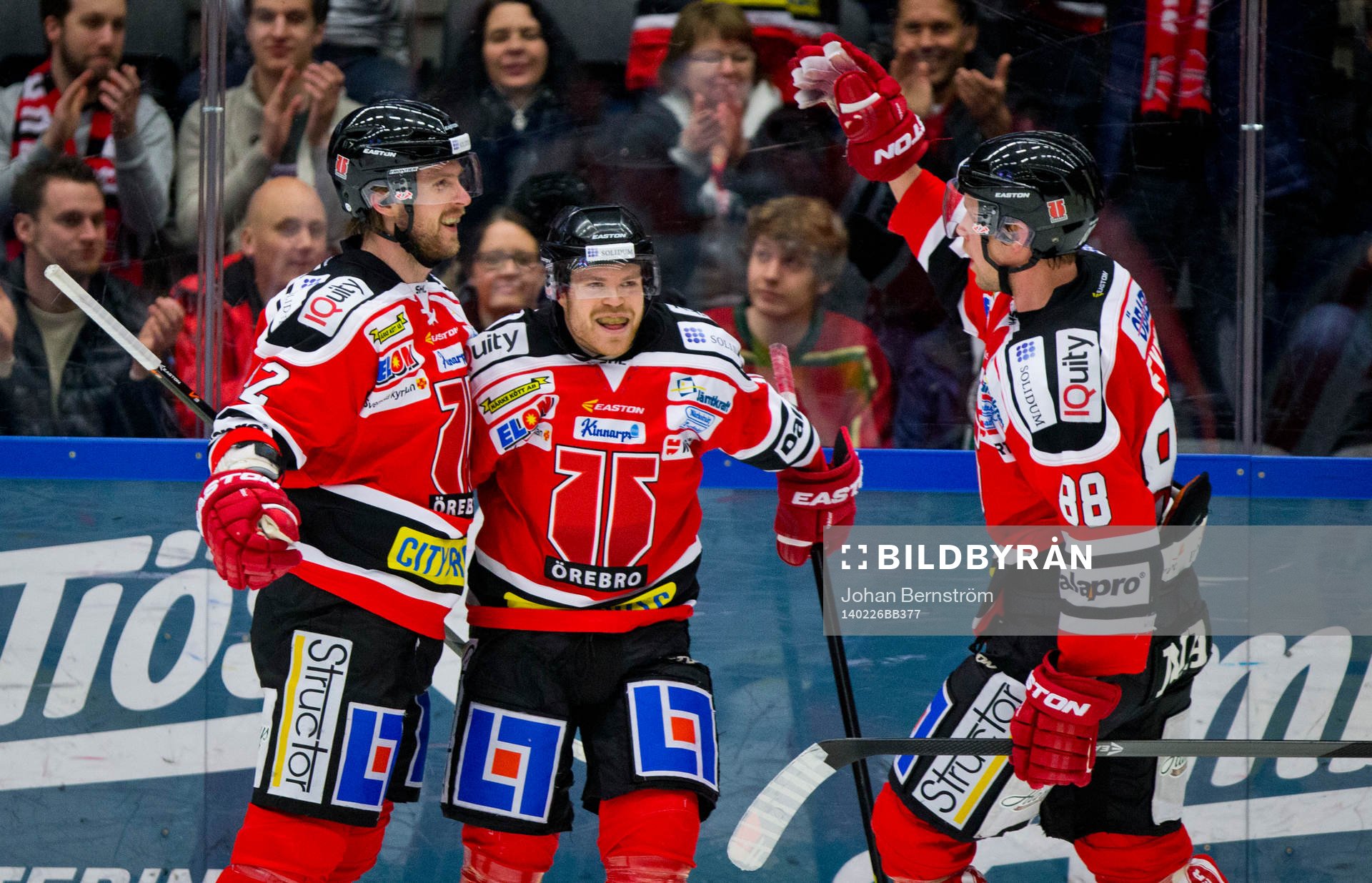 Örebros Robin Dahlstrøm gör 4-0 jublar med Thomas