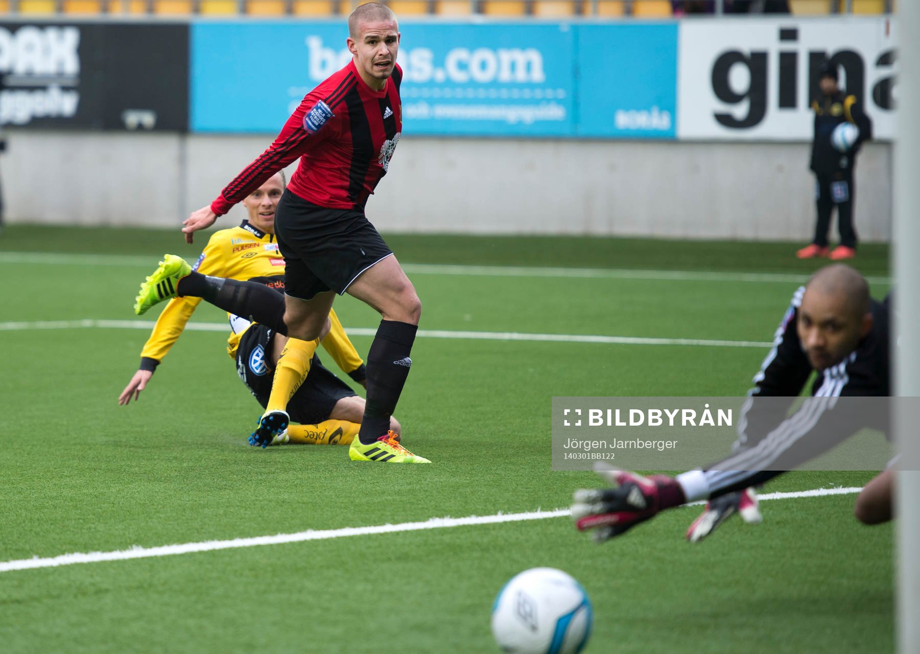 Elfsborgs Niklas Hult gör 1-0