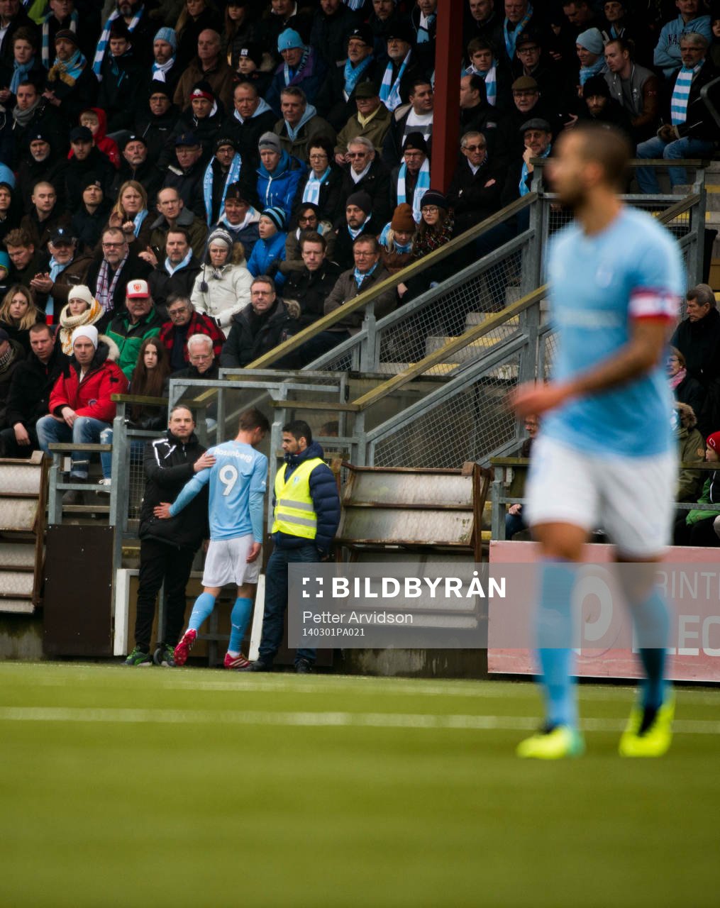 Malmös Markus Rosenberg utgår skadad