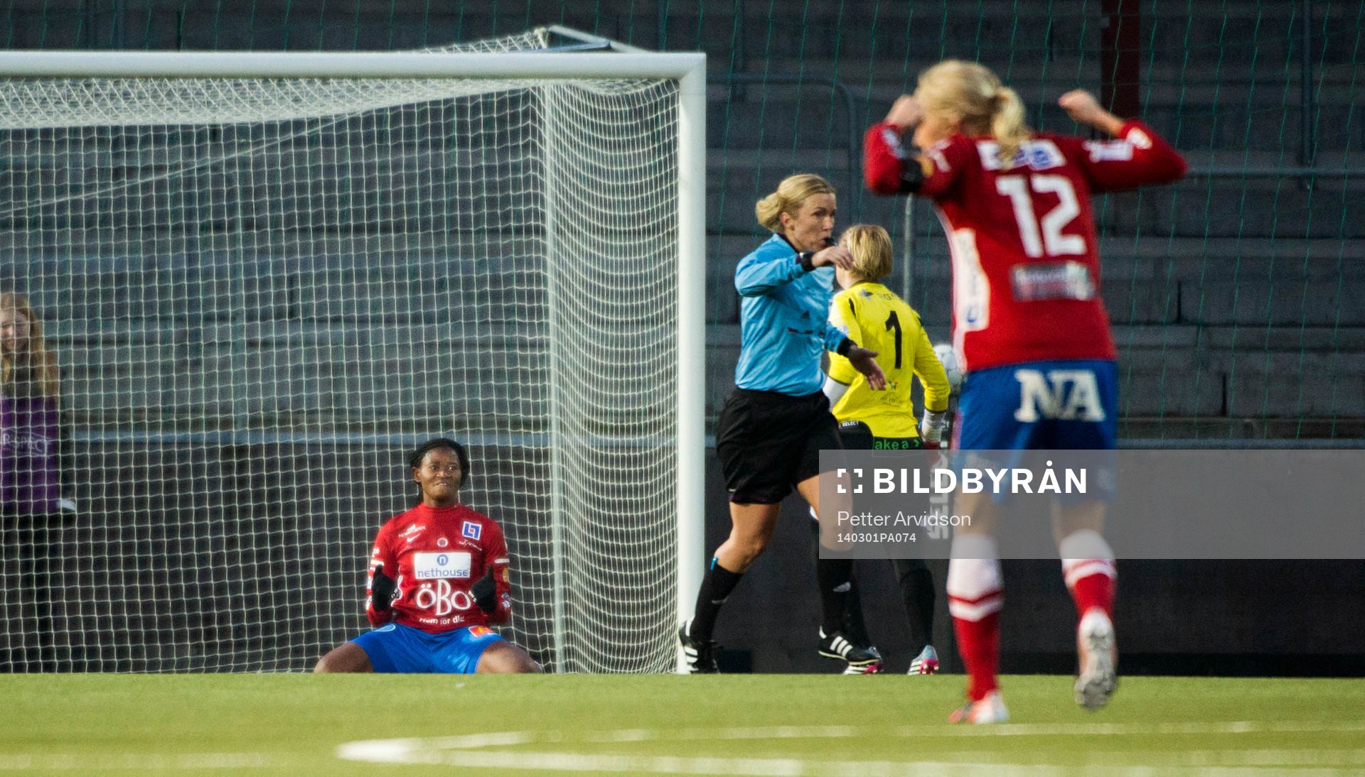 Örebros Sarah Michael avgör matchen i 90e minuten genom