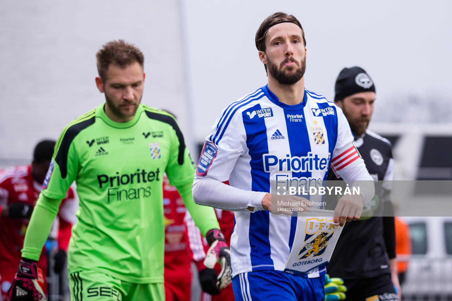 IFK Göteborgs målvakt John Alvbåge och lagkapten Mattias