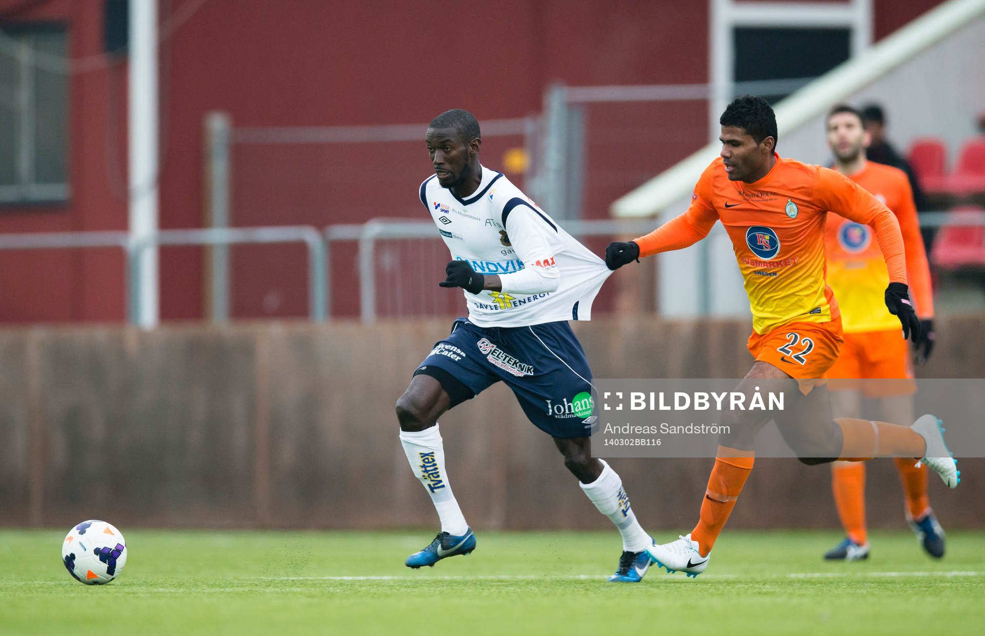 Gefles Dioh Williams utmanar AFC United Eberson Silva de