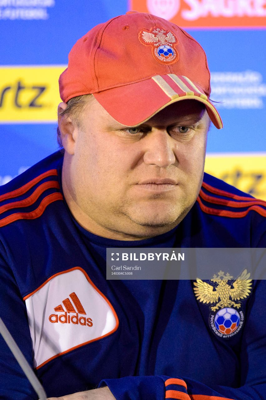 Sergey Lavrentyev, förbundskapten Ryssland, på en
