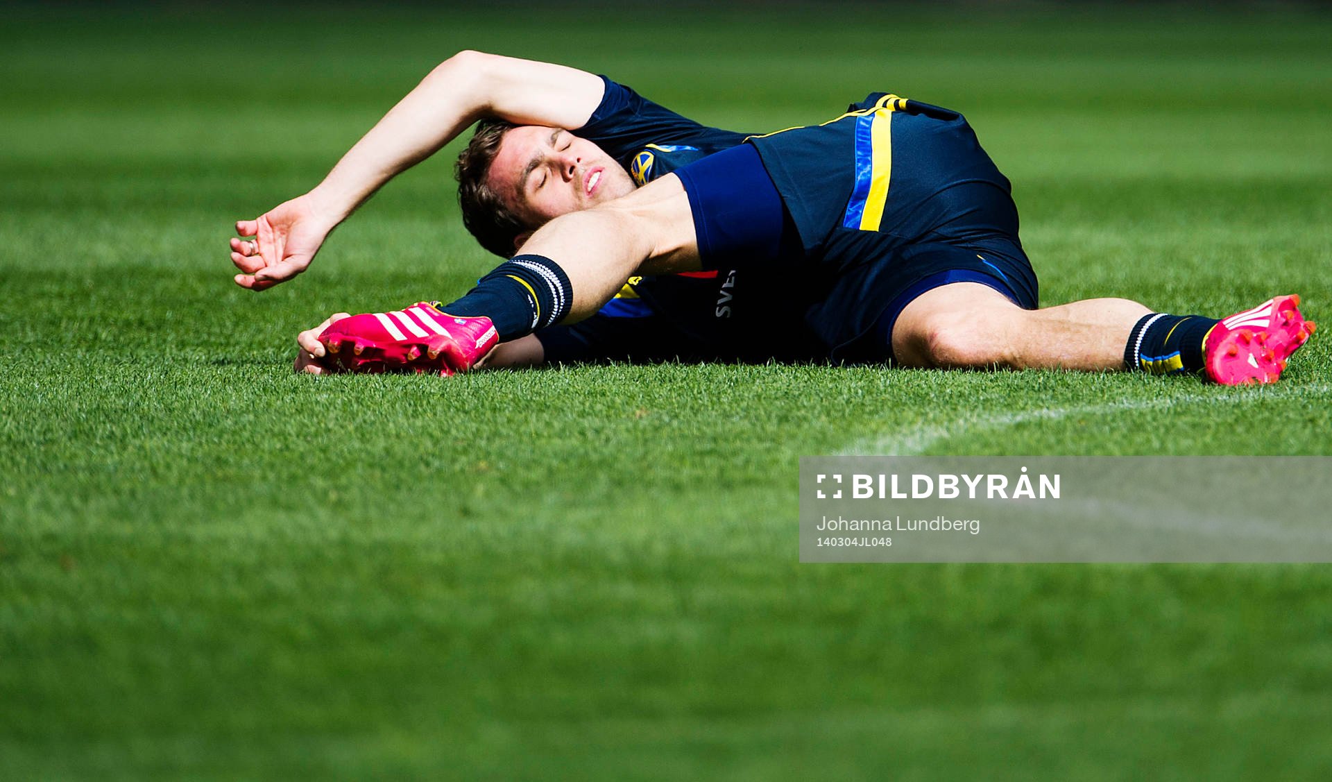 Johan Elmander stretchar