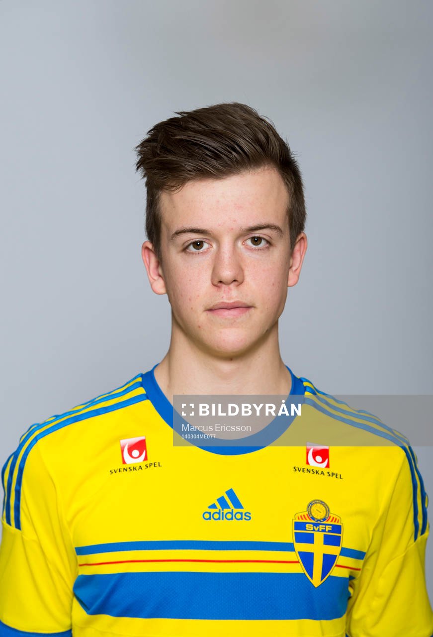 Porträtt på Alexander Achinioti Jönsson i P18