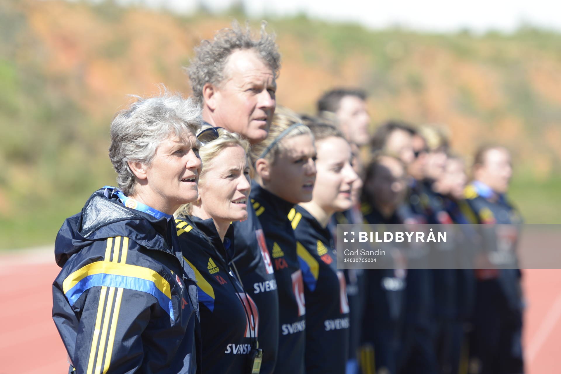 Förbundskapten Pia Sundhage och Lilie Persson