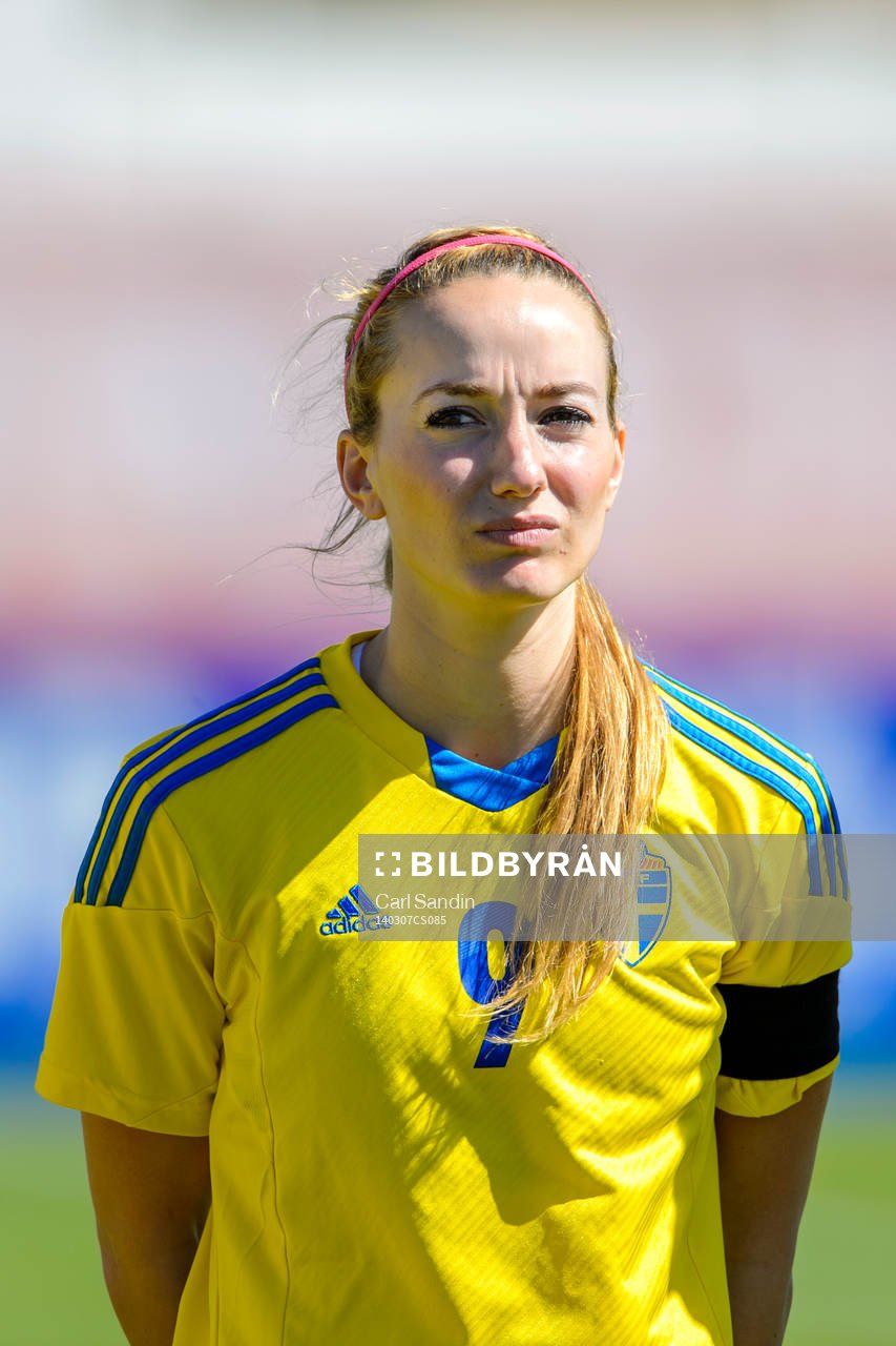Sveriges Kosovare Asllani