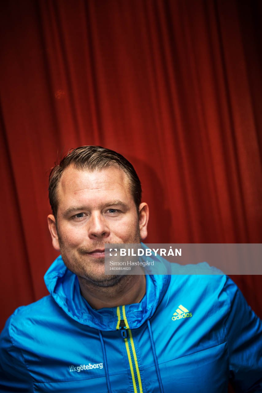 IFK Göteborgs tränare Mikale Stahre före fotbollsmatchen
