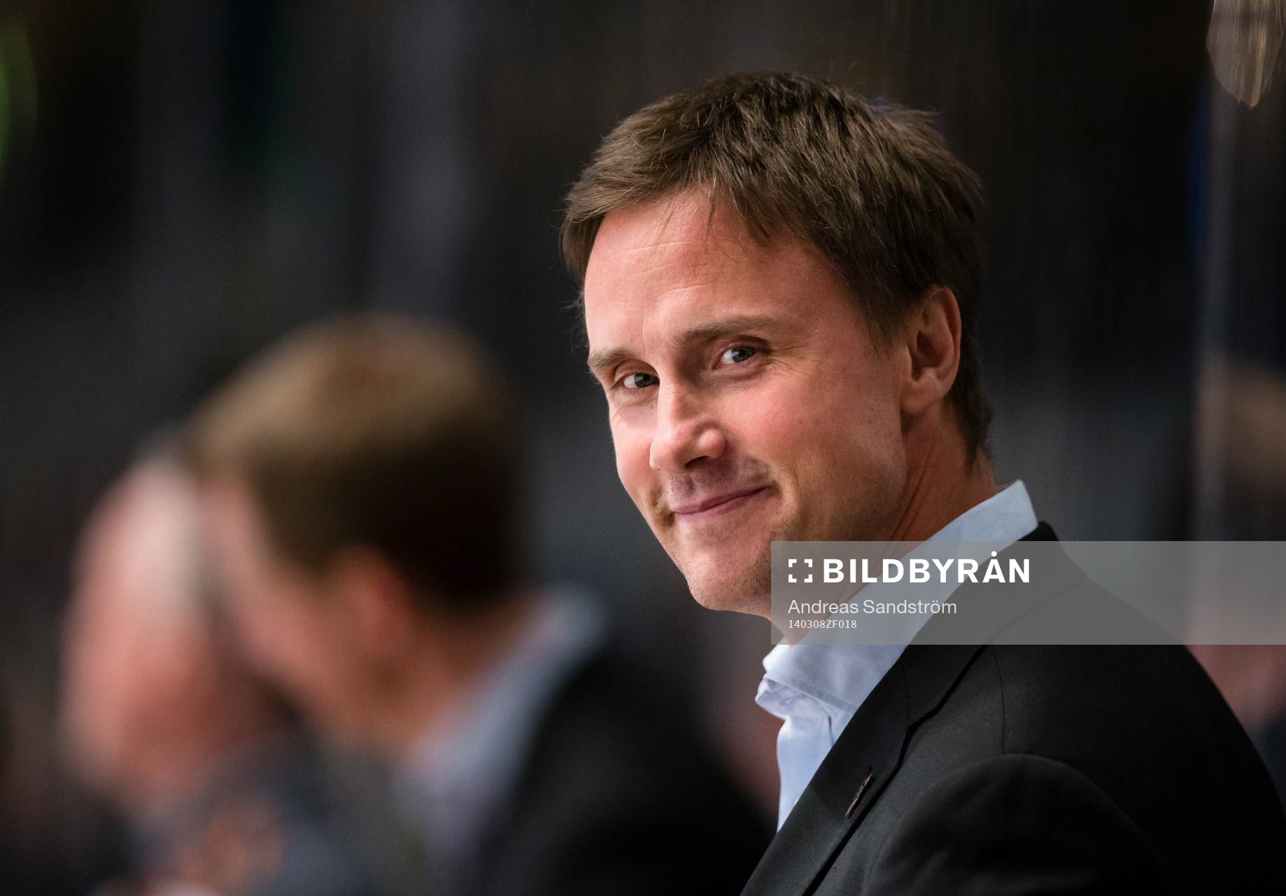 Frölundas tränare Roger Rönnberg ser glad ut