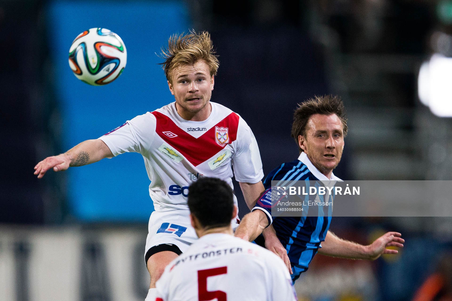 Assyriskas Christopher Brandeborn i en nickduell med