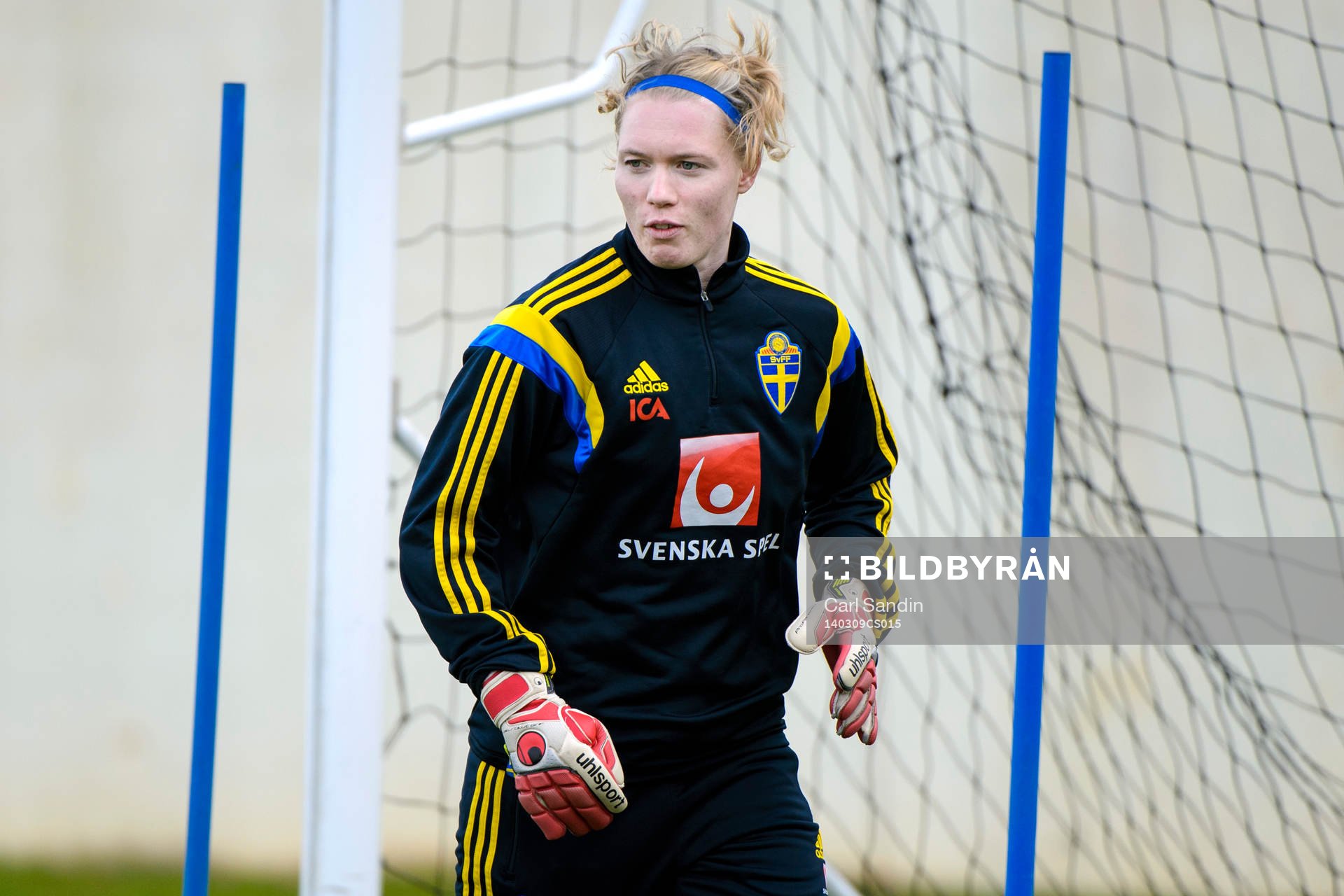 Sveriges målvakt Hedvig Lindahl på en träning