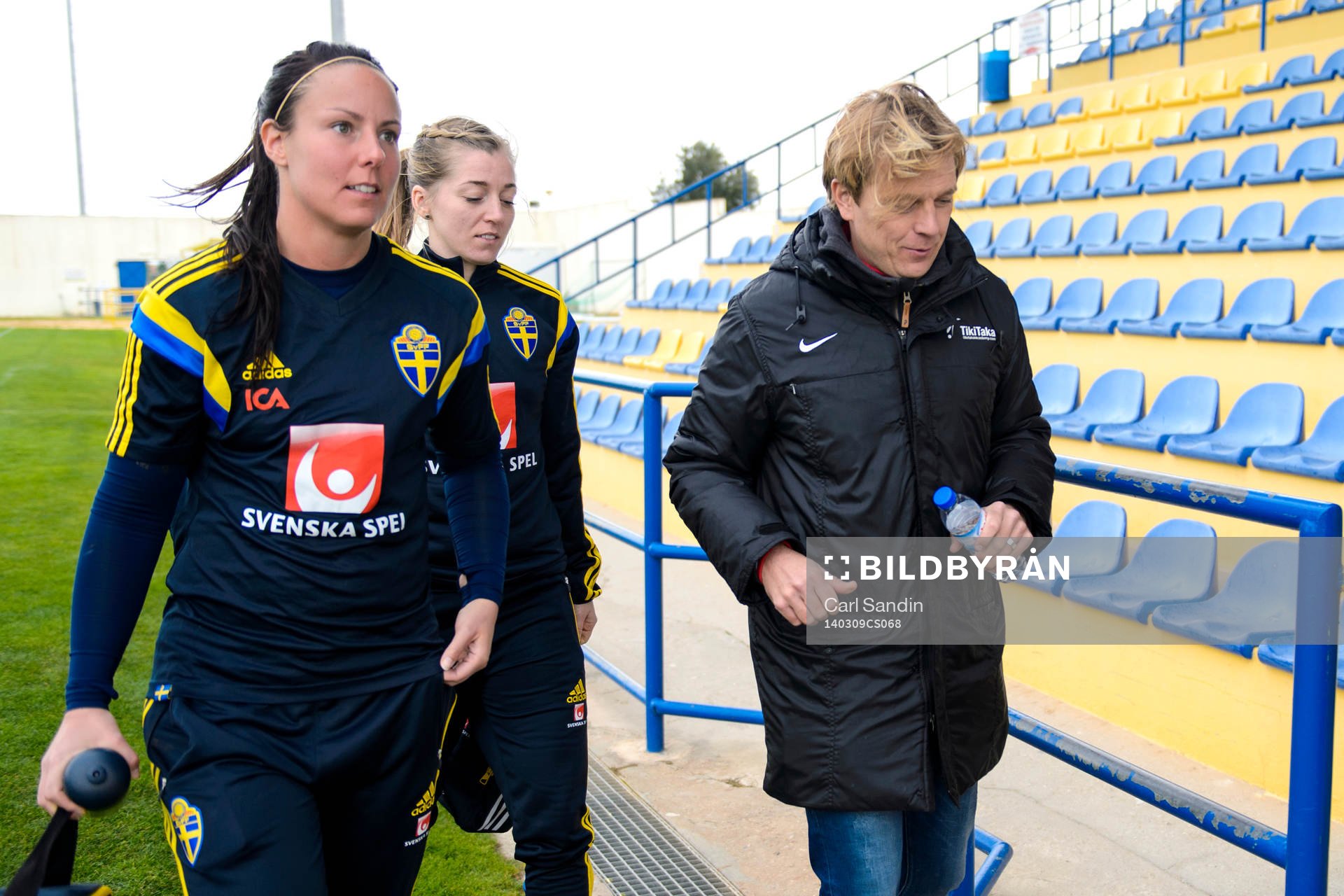 Sveriges målvakt Carola Söberg, Linda Sembrant och