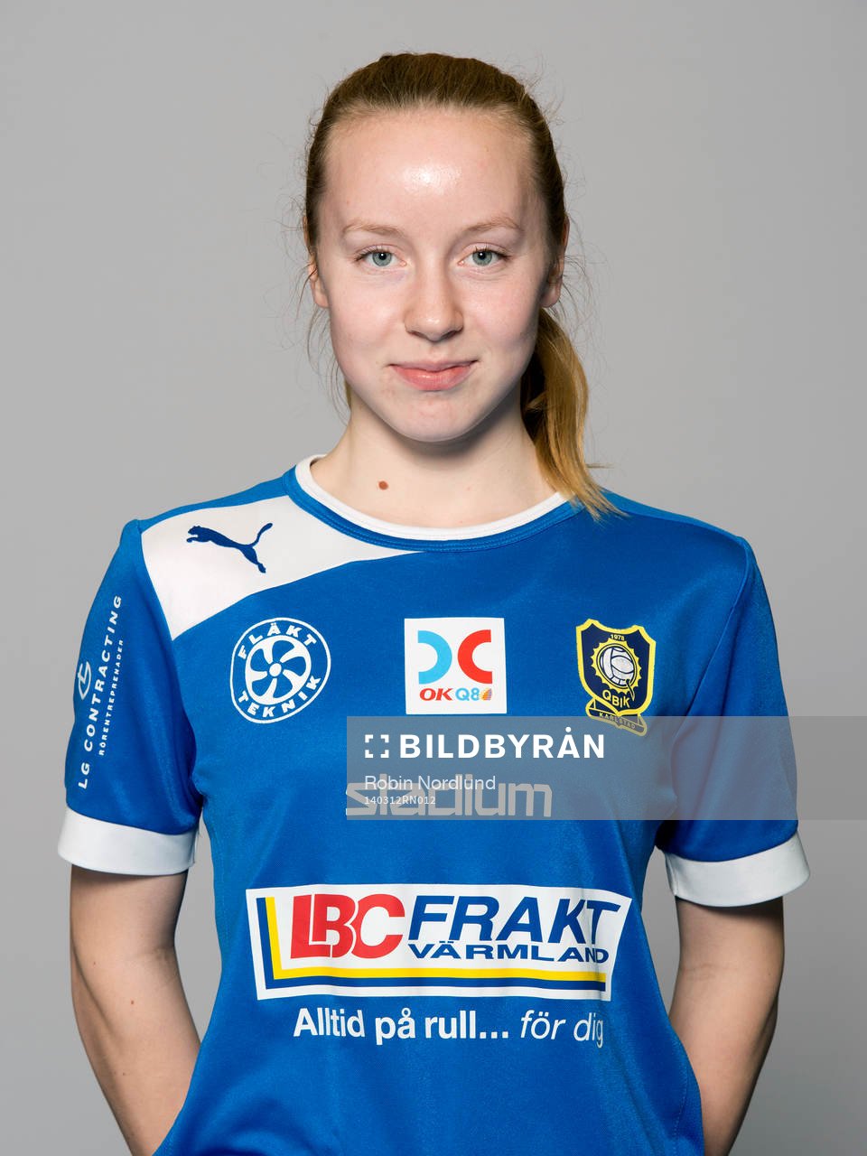 Damfotbollsspelaren Susanne Skålberg Karlstad/Qbik, poserar för ett porträtt den 12 mars 2014 i Karlstad.