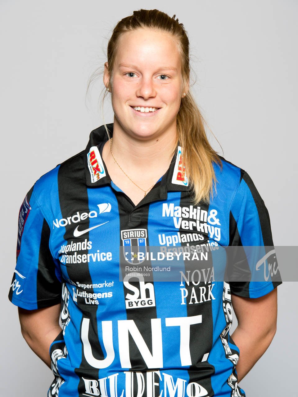 Damfotbollsspelaren Moa Mattsson, Sirius