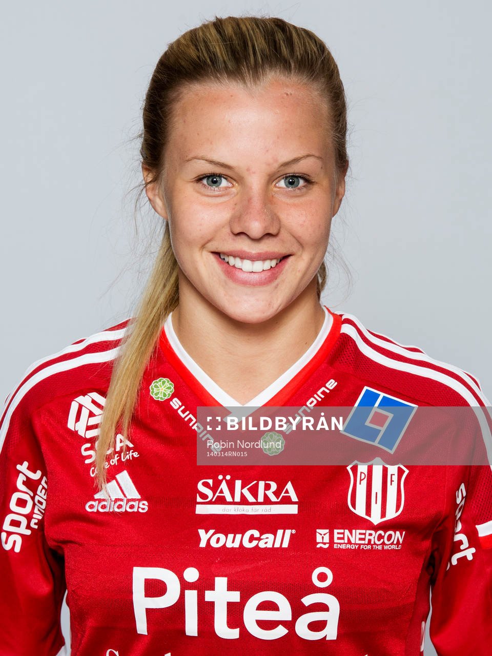 Damfotbollsspelaren Lotta Ökvist, Piteå IF