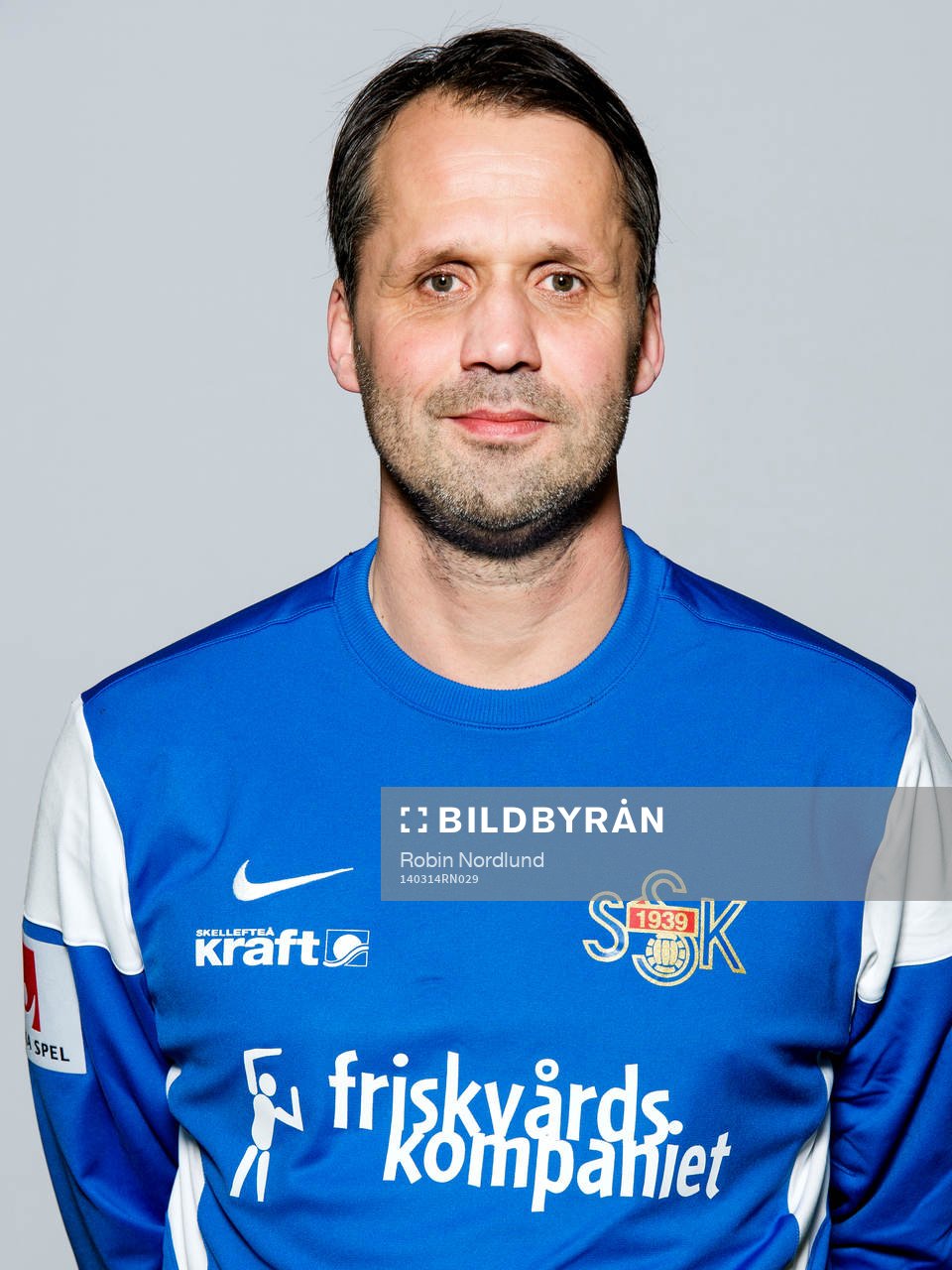Jonas Edholm, Assisterande tränare, Sunnanå, poserar för ett porträtt den 14 mars 2014 i Skellefteå.