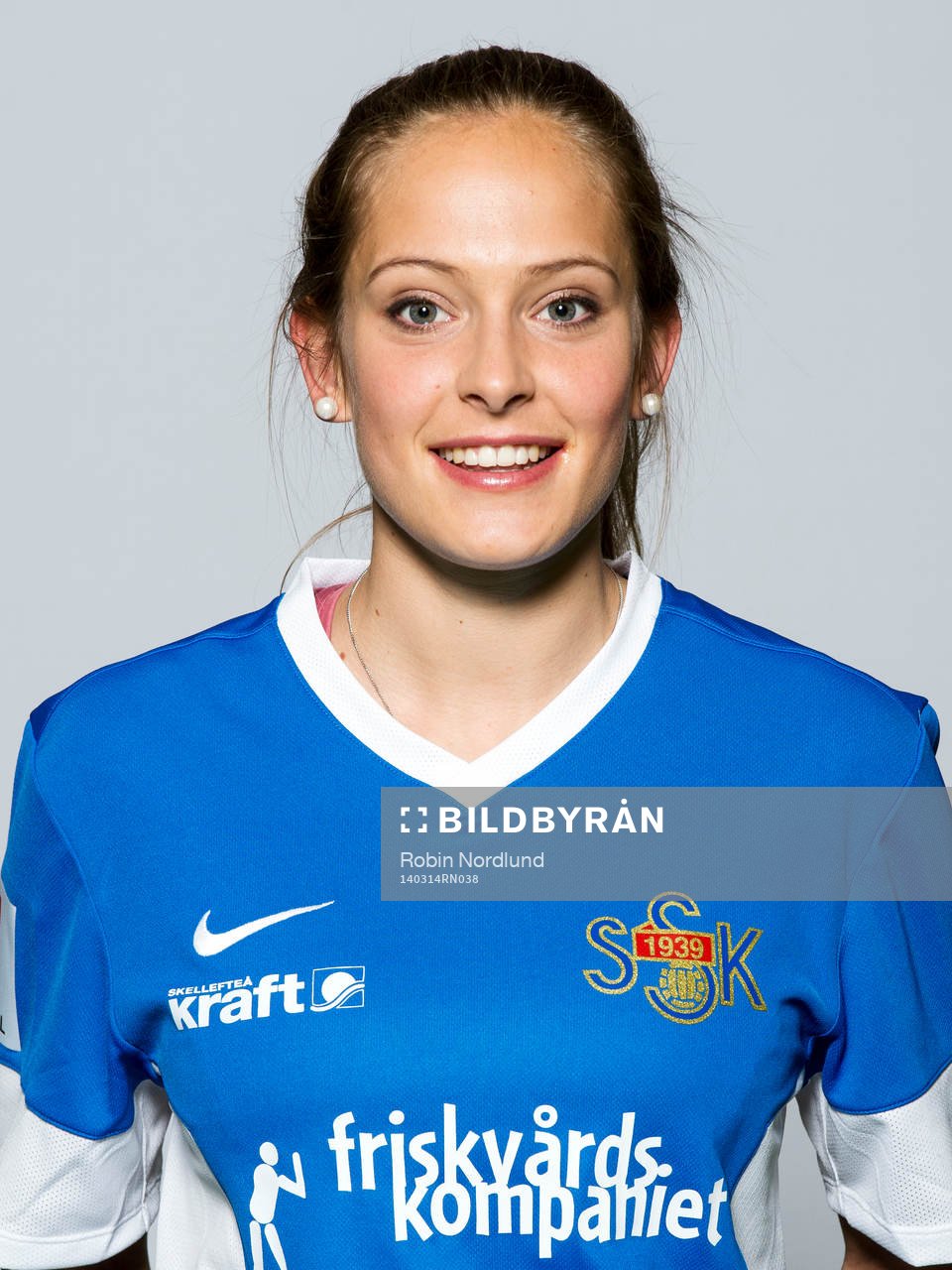 Damfotbollsspelaren Sandra Betschart, Sunnanå