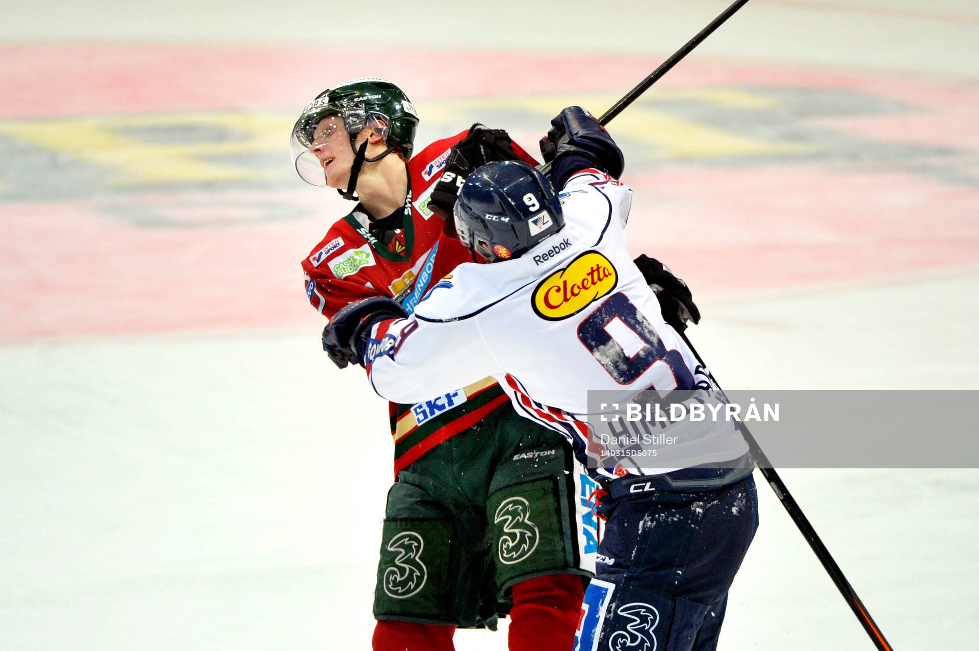 Frölundas John Klingberg bråkar med Linköpings Eric