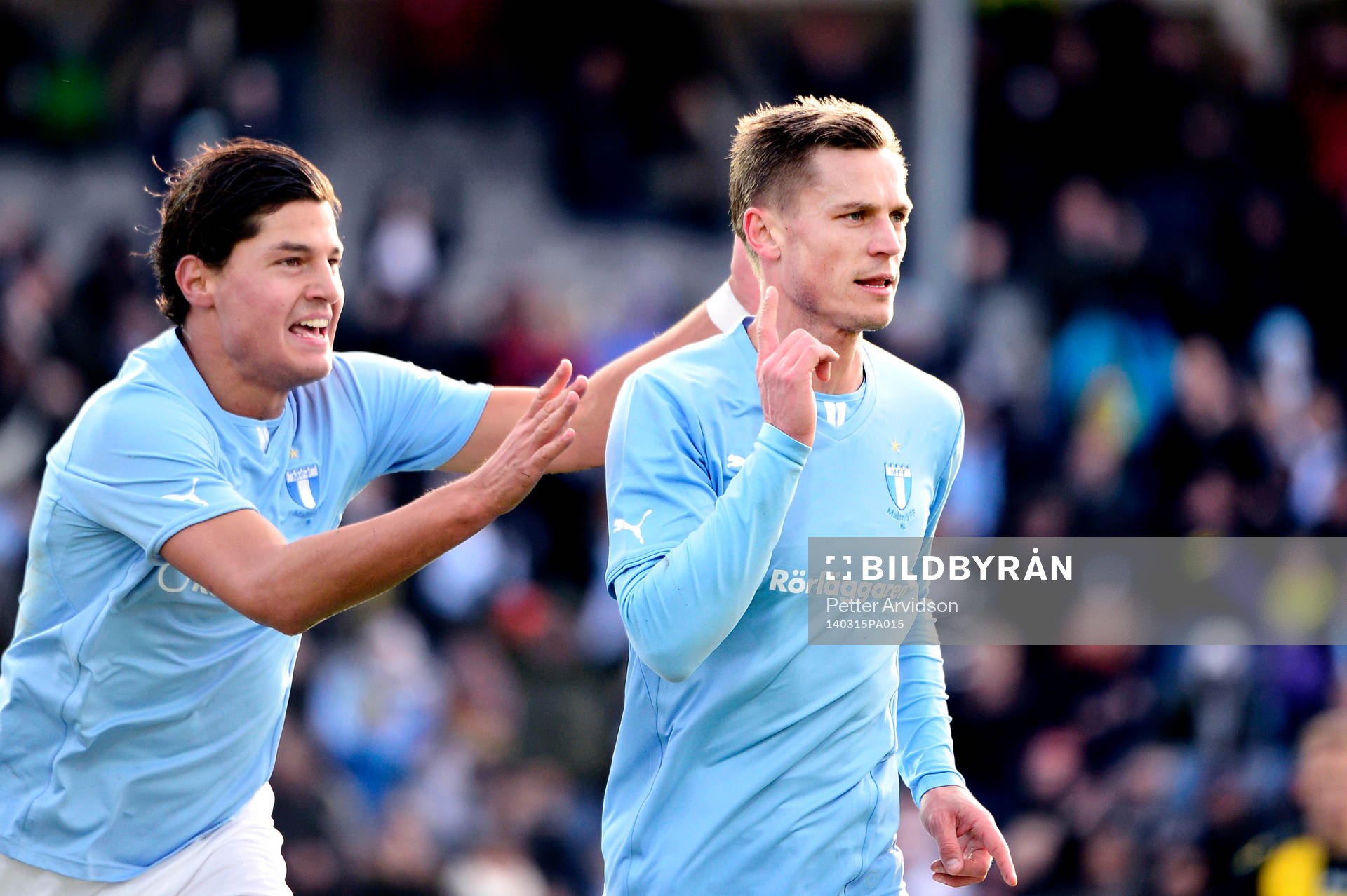 Malmös Markus Rosenberg (th) gör 2-0 och jublar