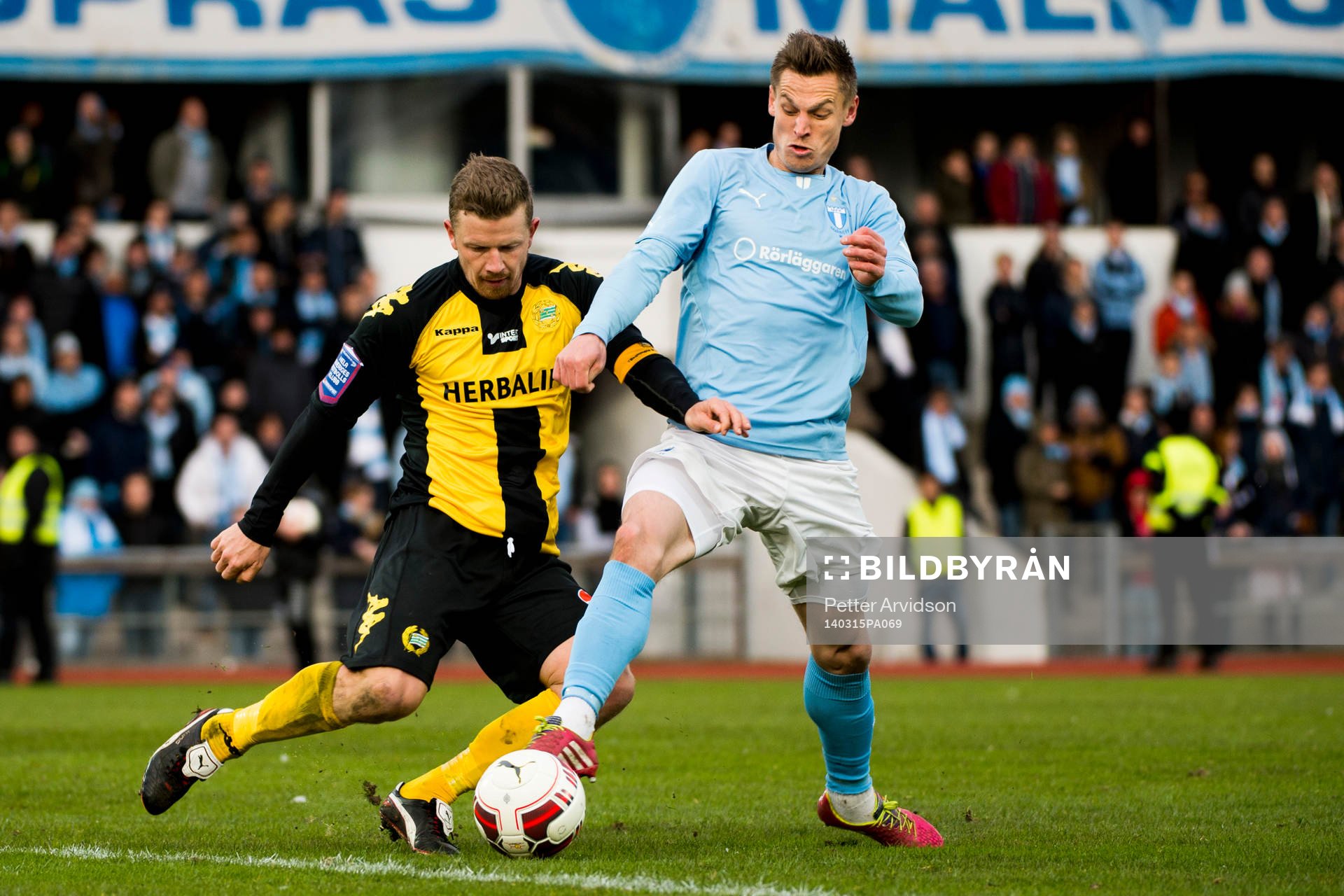 Hammarbys Daniel Theorin fäller Malmös Markus Rosenberg